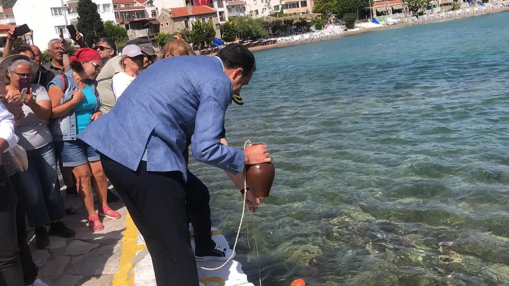 Akdeniz'in suyu bu yıl 24. kez Ege Denizi ile buluşuyor