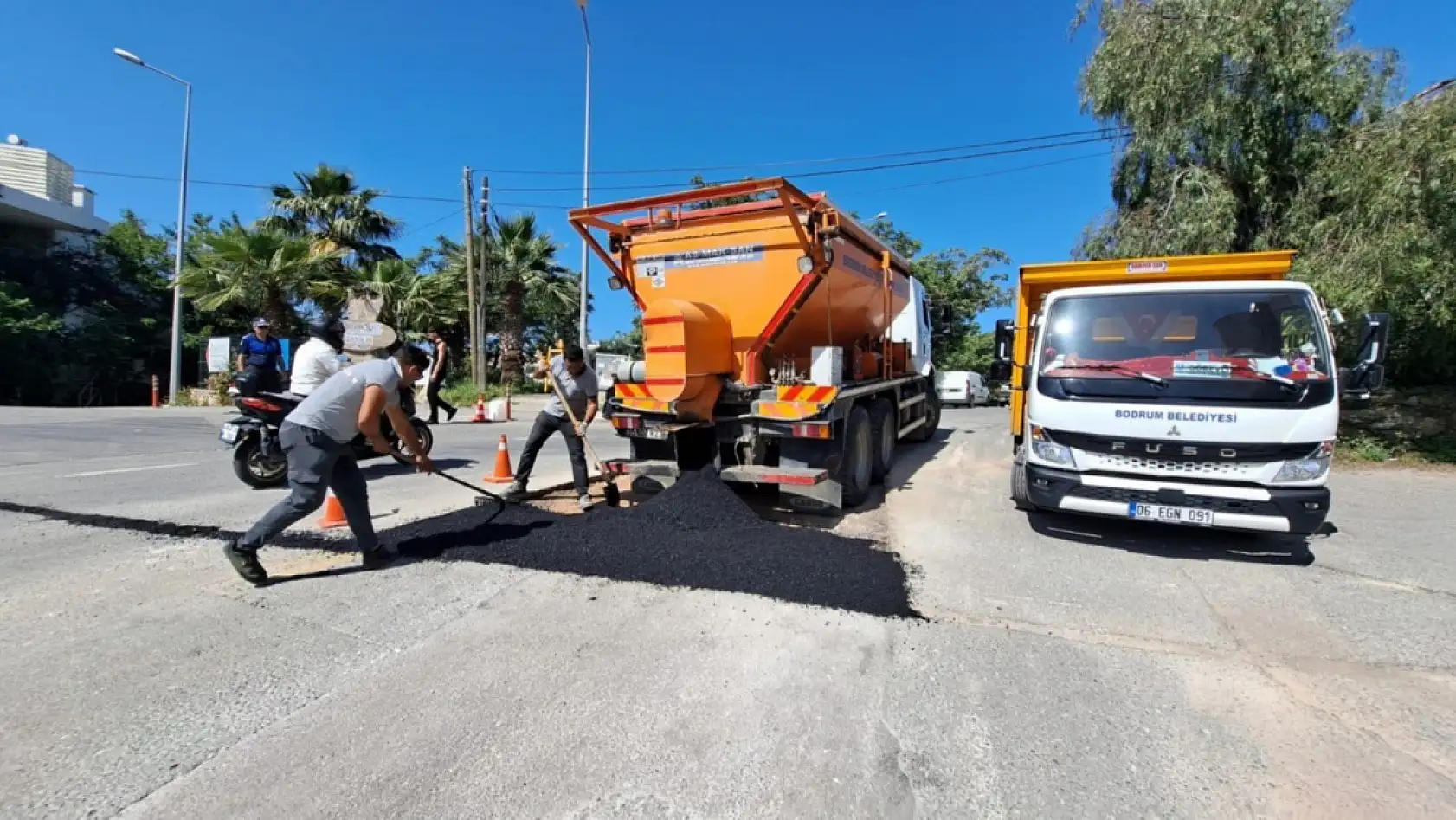 Belediyeden kapsamlı yol bakım onarım çalışmaları