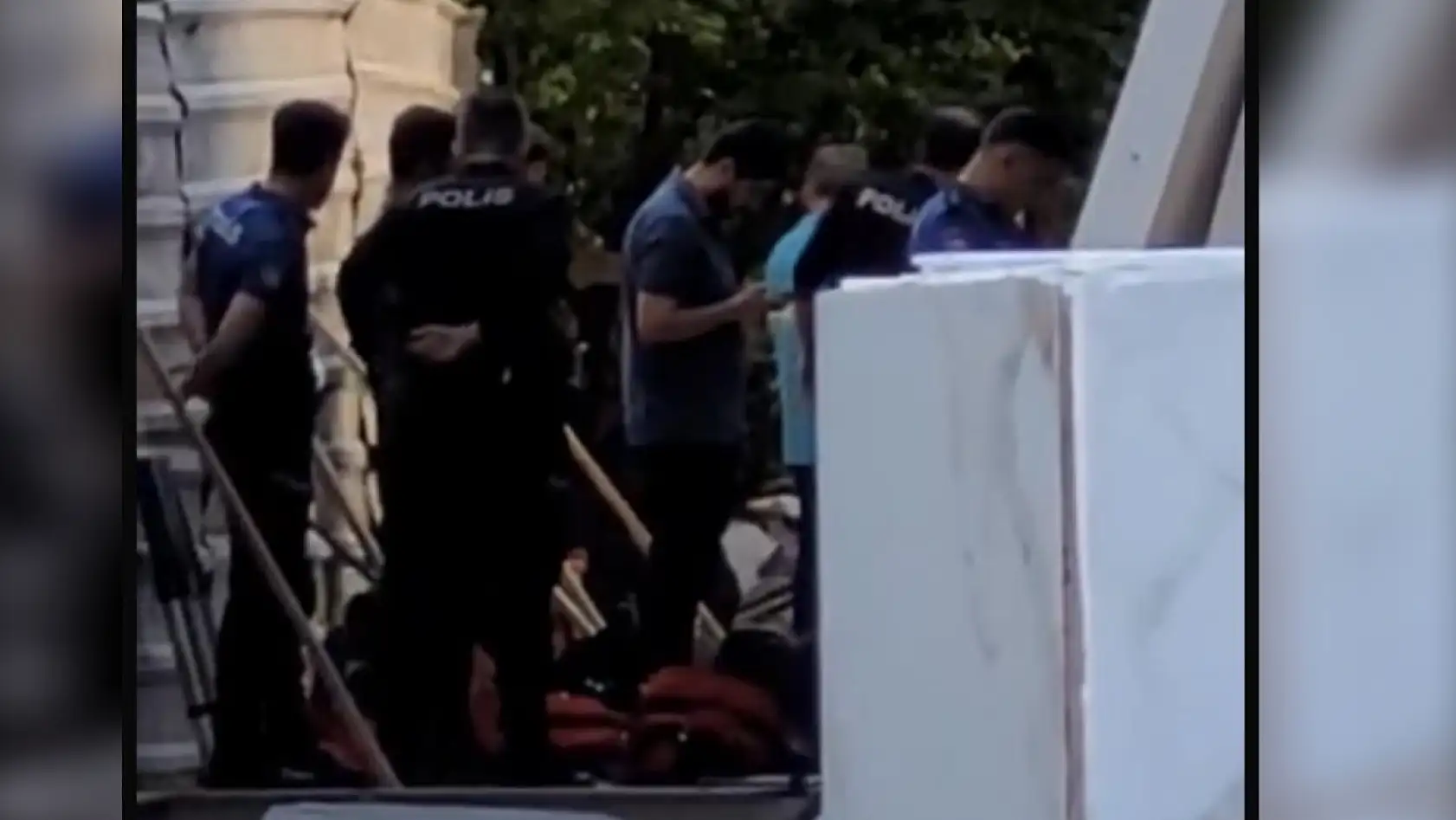 Artezyen kuyusuna düşen hurdacı hayatını kaybetti