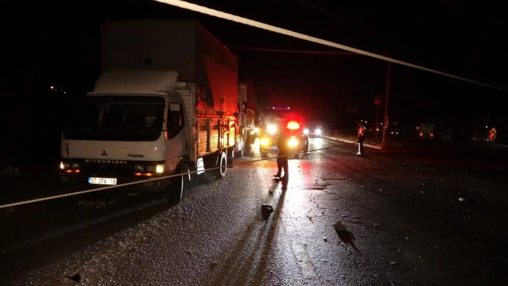 Otomobile çarpıp 'kimseye bir şey oldu mu' diye gözyaşı dökmüştü, alkollü çıktı, polise mukavemetten tutuklandı