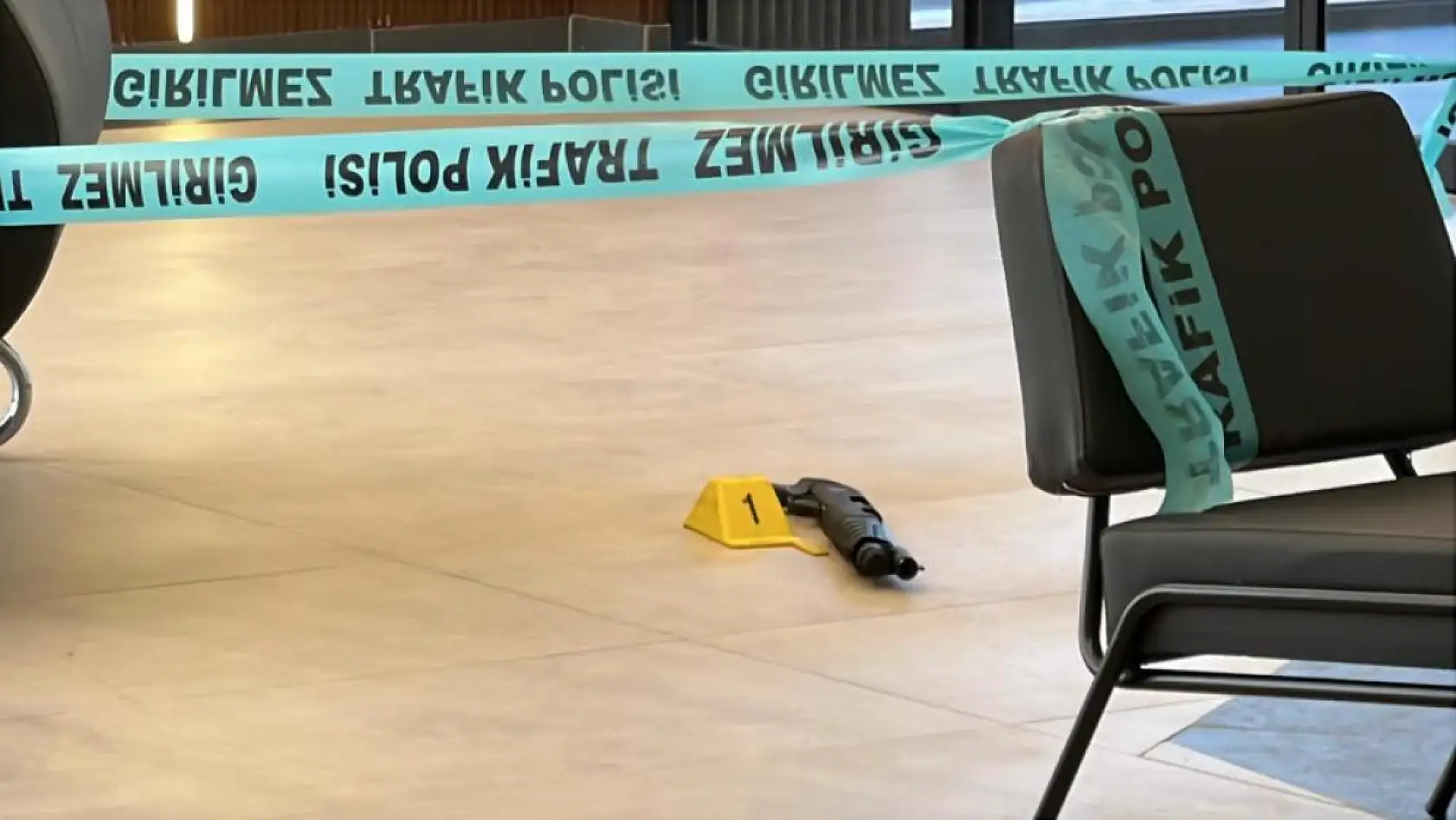 Hastanede eski eş dehşeti: Ayrıldığı tıbbi sekreter karısını öldürdü