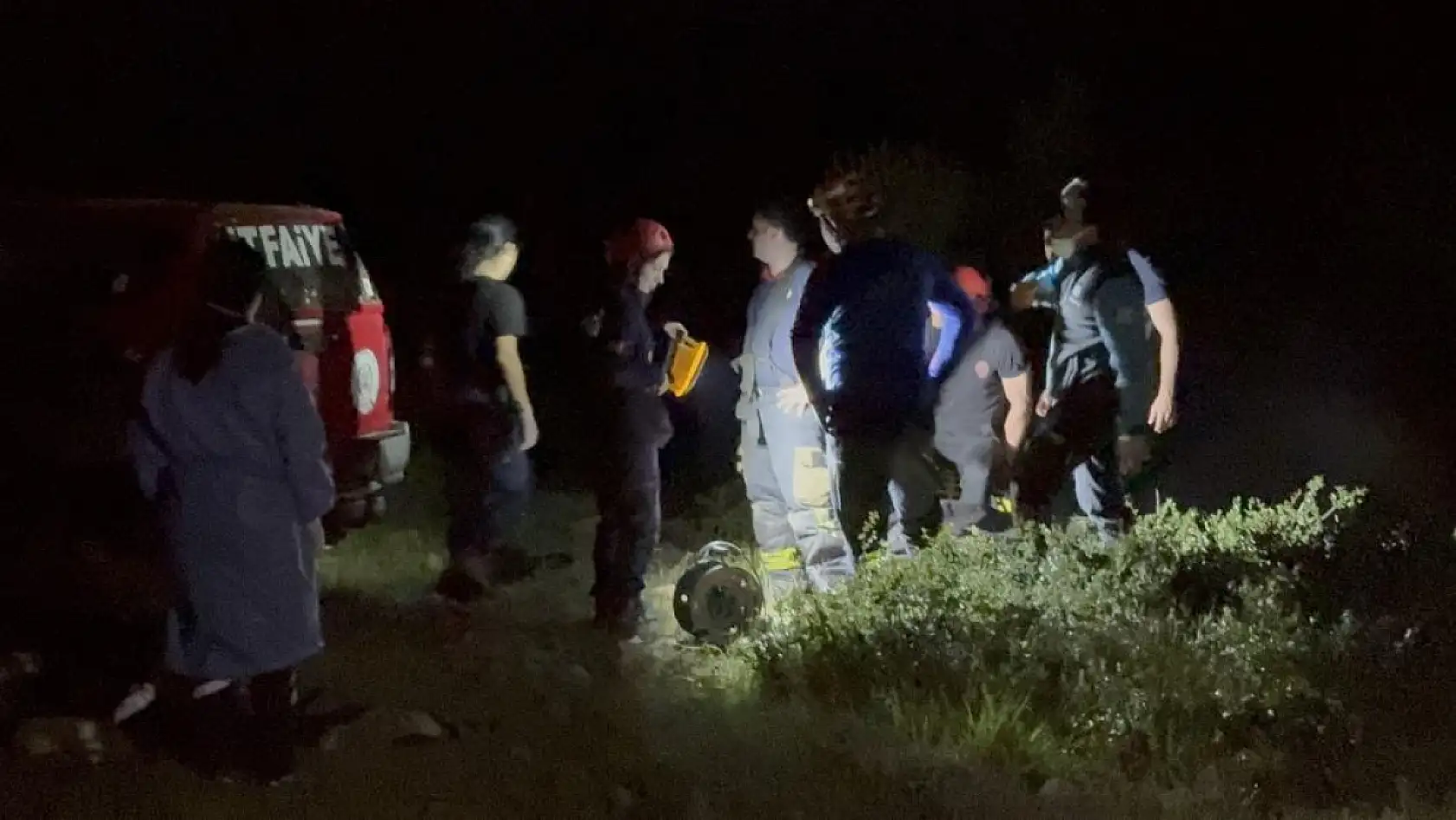 Kazdıkları kuyu mezarları oldu: 2 ölü