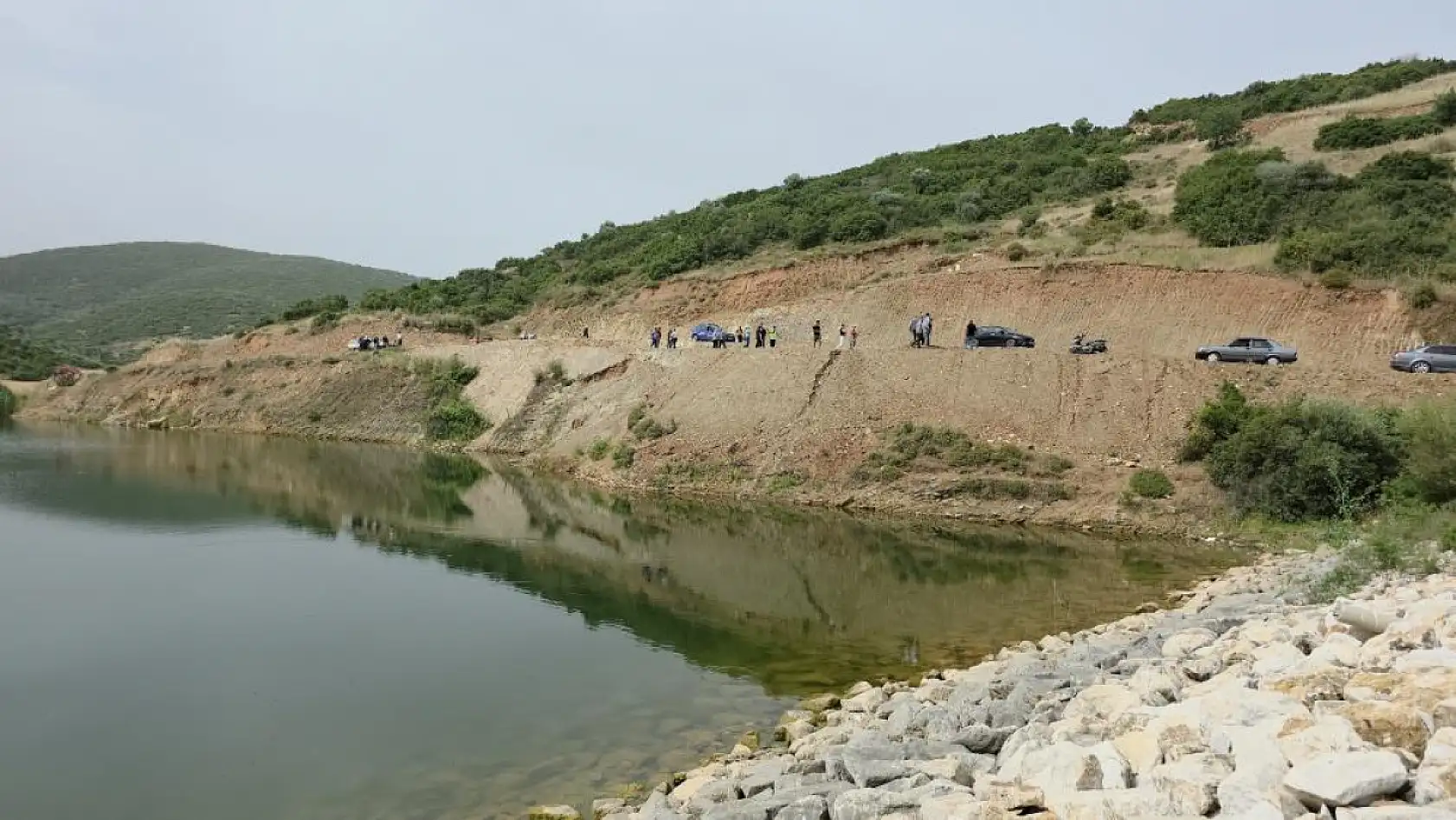 72 yaşındaki adam sulama göletinde boğuldu
