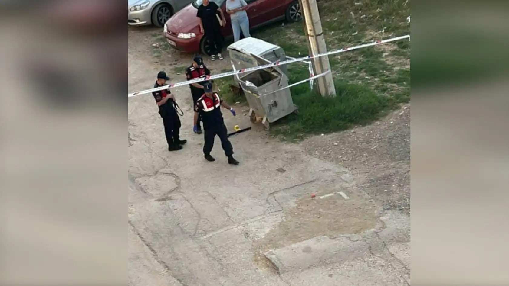 İzmir-Aydın Yolu'nda otomobile silahlı saldırı: Aynı aileden 3 kişi öldü