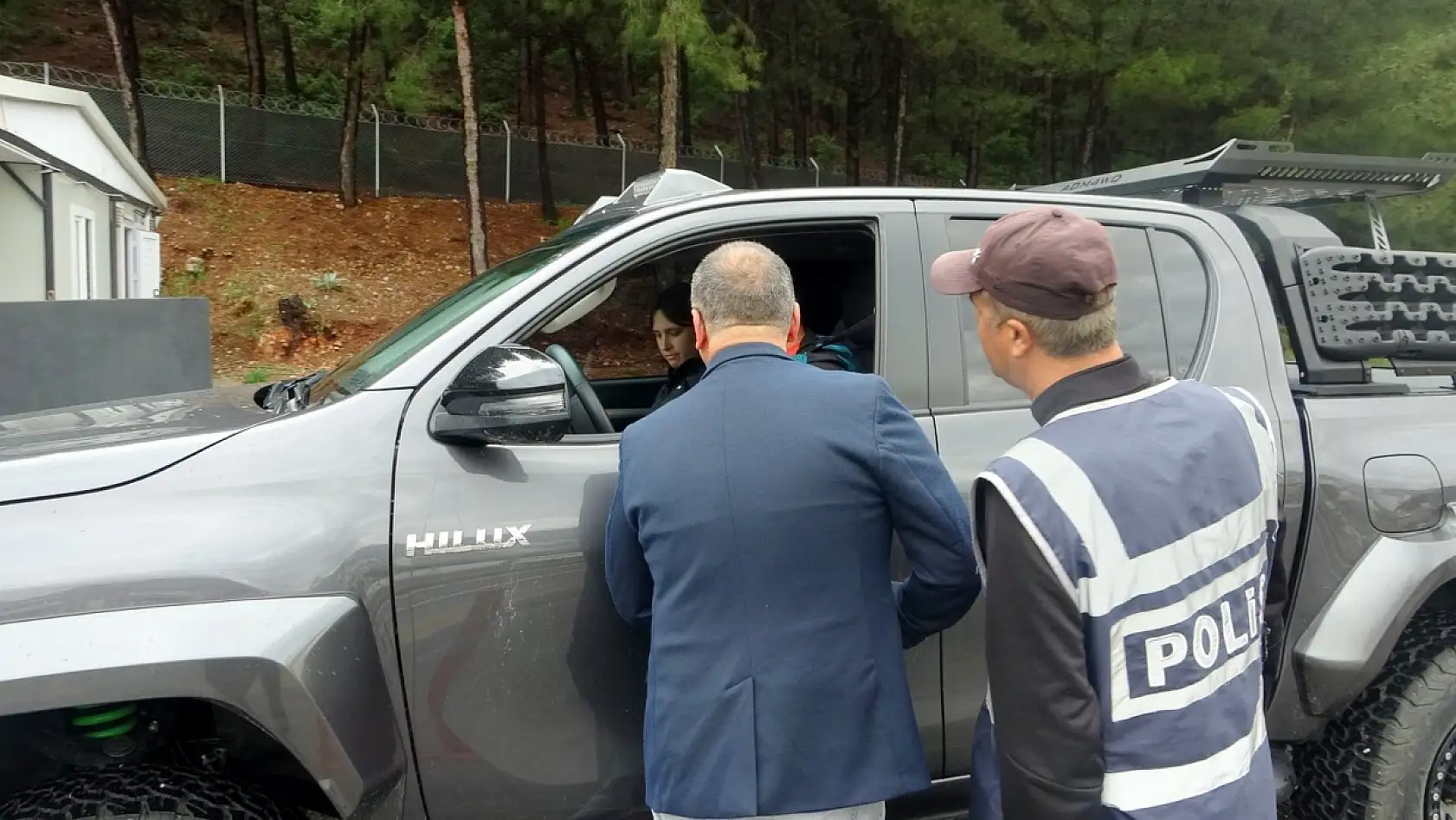 Menteşe'de tütün denetimleri sürüyor bilgilendirme ve broşür dağıtımı yapıldı