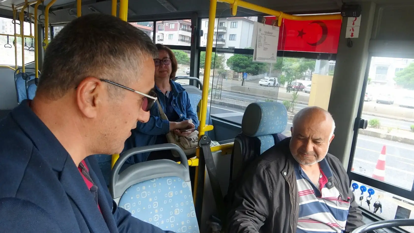 Menteşe'de tütün denetimleri sürüyor bilgilendirme ve broşür dağıtımı yapıldı