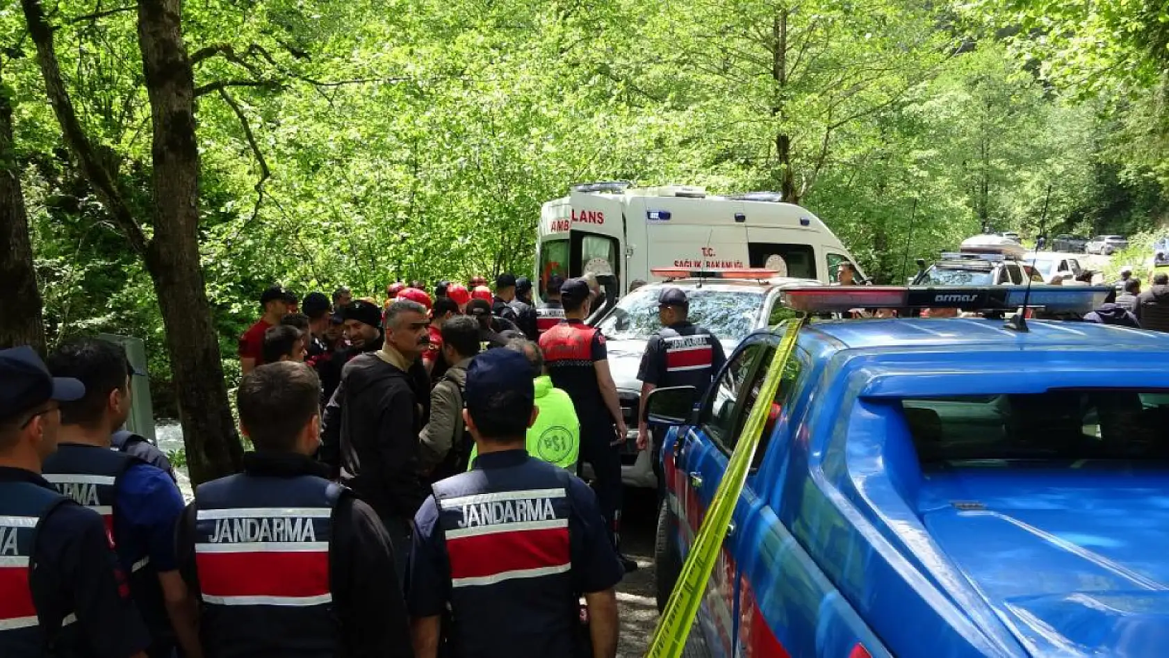 Suudi Arabistan uyruklu çocuğun cansız bedeni 2.3 kilometre uzaklıkta kayanın altında bulundu