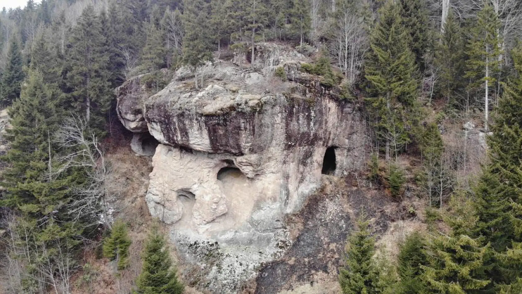 Bu müzede 10 bin yıl öncesine ait insan izleri sergileniyor