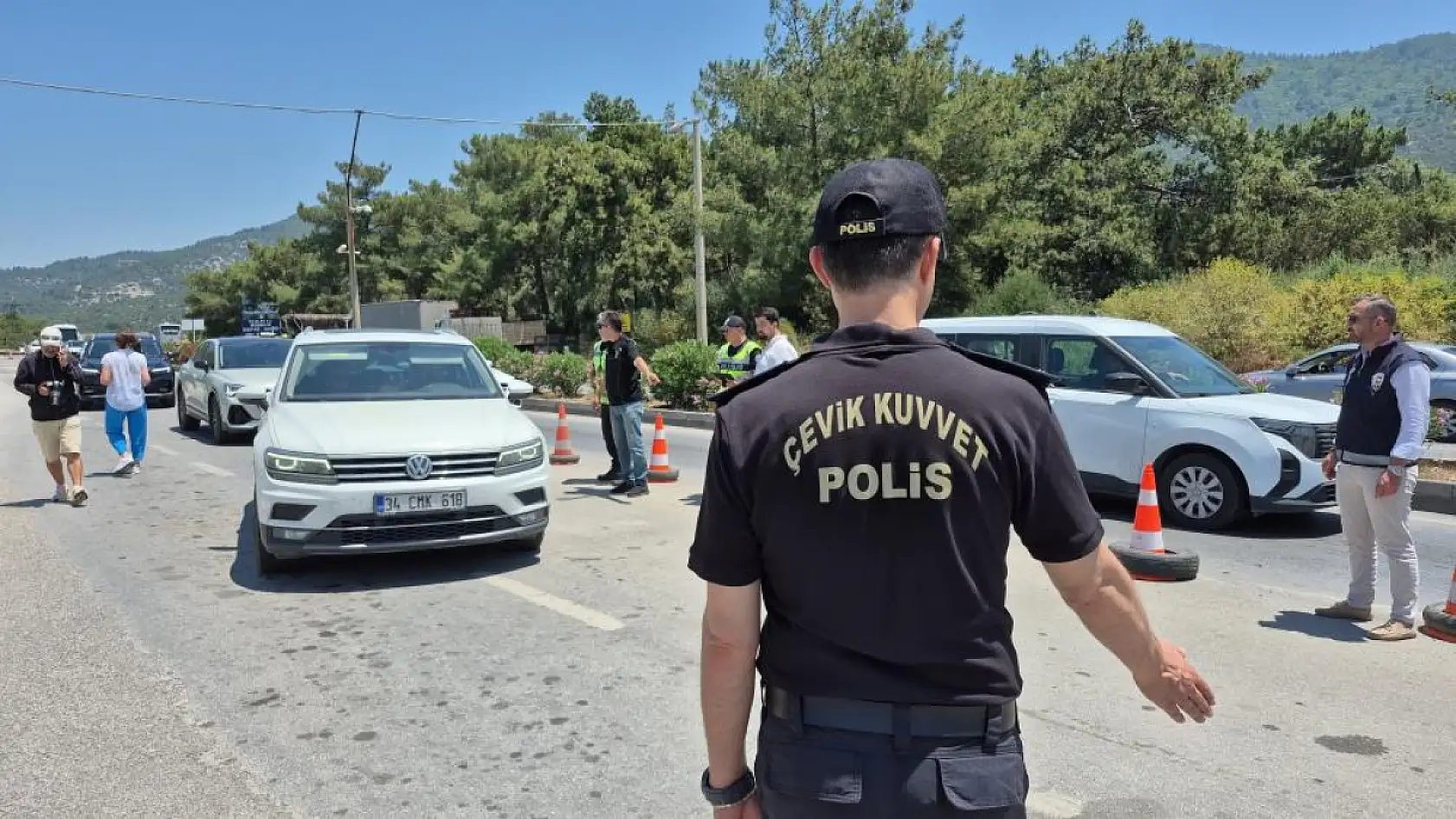 Bodrum'da Bayram Alarmı! Trafik Sıkıştı, Denetimler Sıklaştı