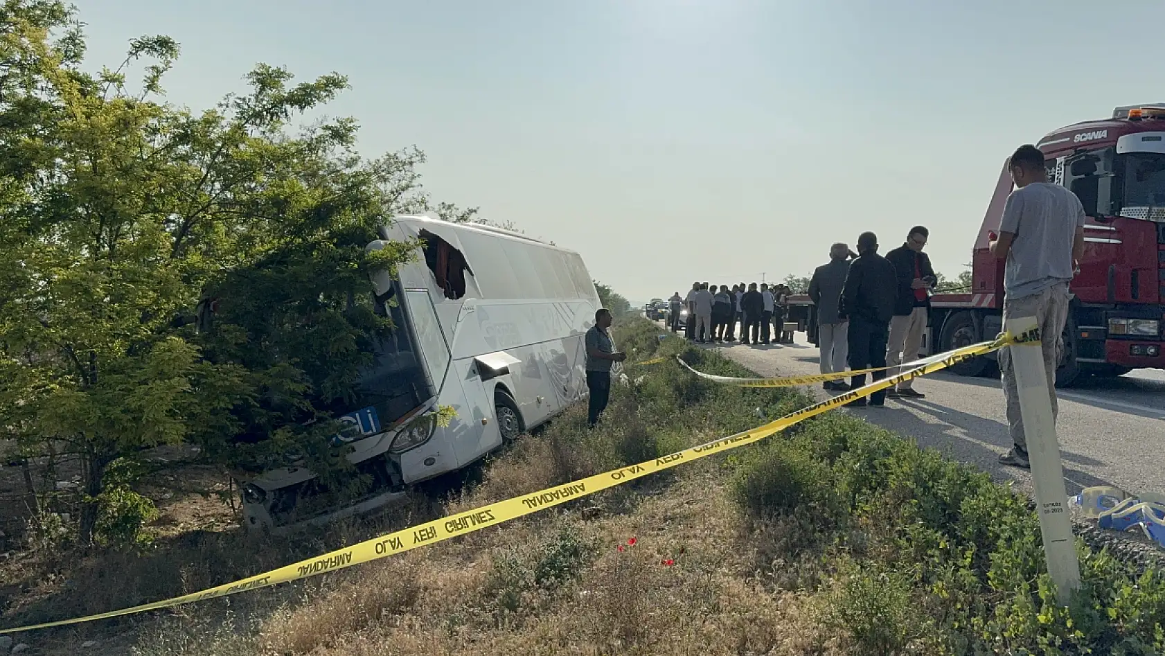 Konya'da yolcu otobüsü devrildi: 1 ölü, 23 yaralı