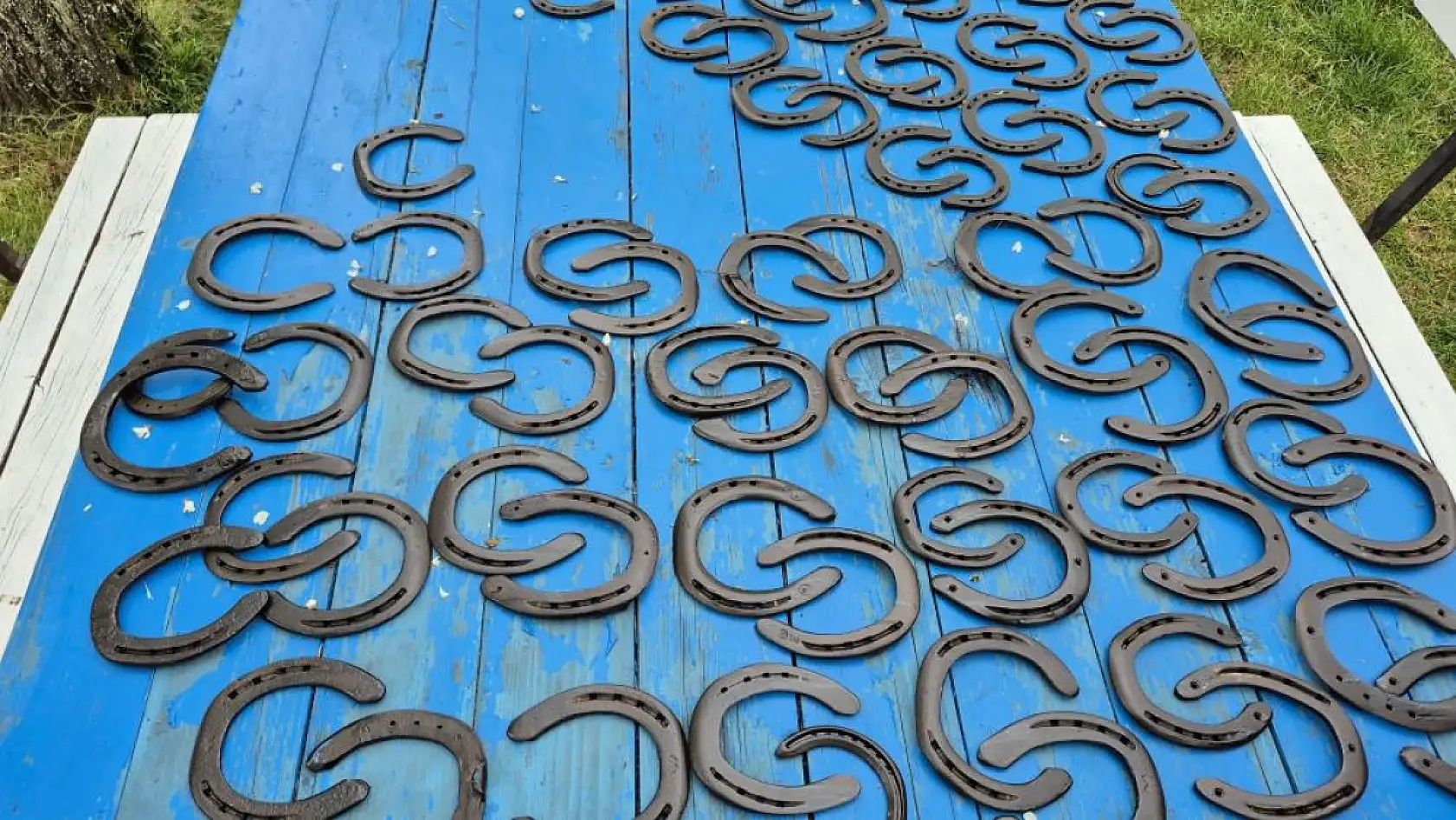 Hurda Nalları Topladı, Ortaya Paha Biçilmez Eserler Çıkardı!