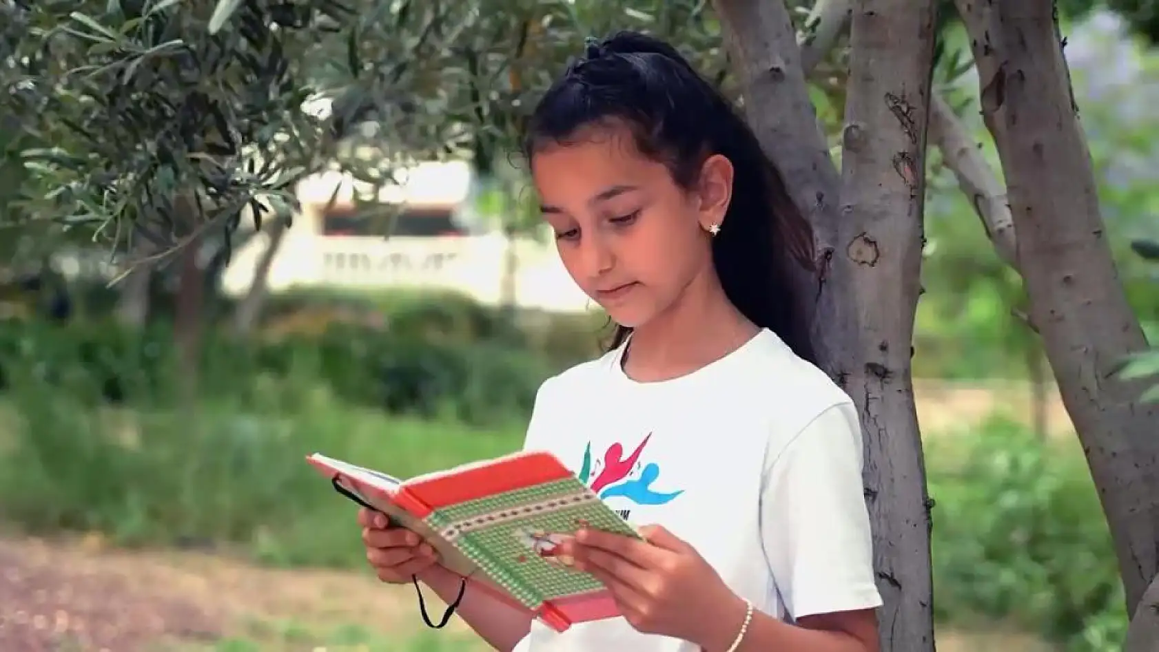 Bodrumlu çocuklardan anlamlı mesaj: Bırak tableti telefonu, hayatı kaçırma