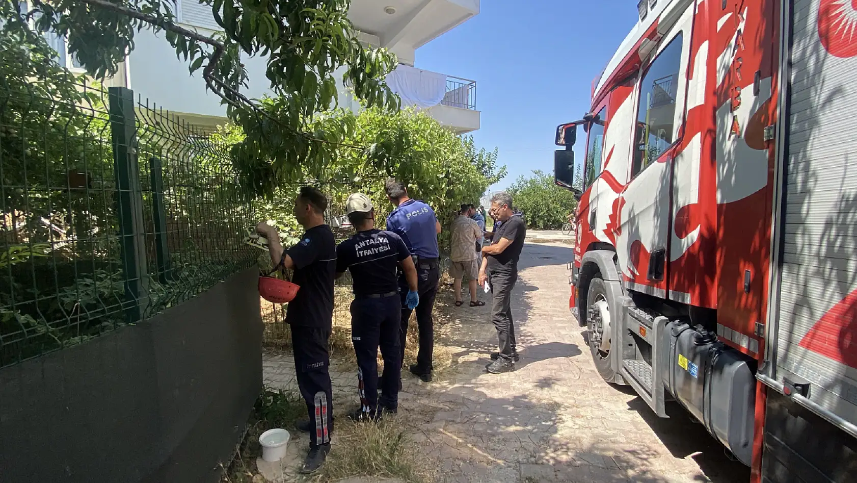 İzolasyon çalışması yapan işçinin üzerine balkon çöktü: 1 ölü