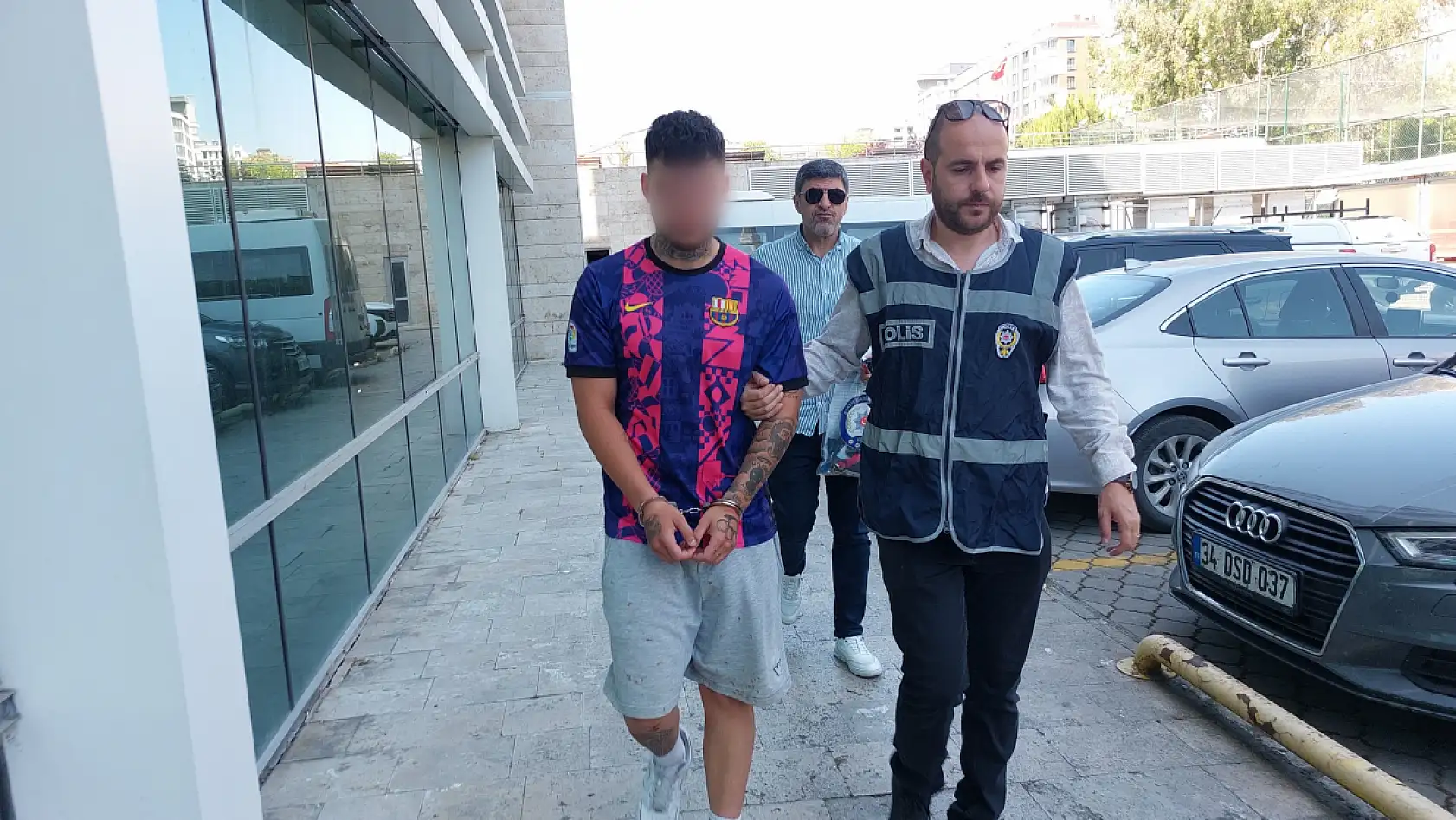 Tartıştığı üniversite öğrencisini bıçakladı
