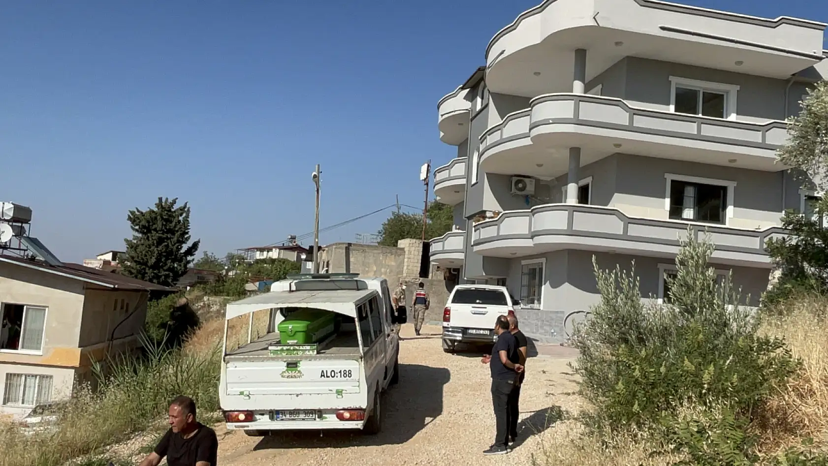 Eşinin kızını öldürdüğü saldırıda ağır yaralanan kadın kurtarılamadı