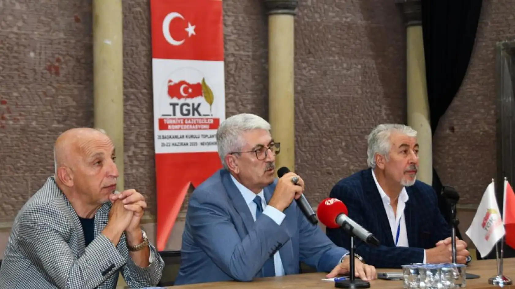 Türkiye Gazeteciler Konfederasyonu Başkanlar Kurulu Toplantısı Nevşehir'de gerçekleştirildi
