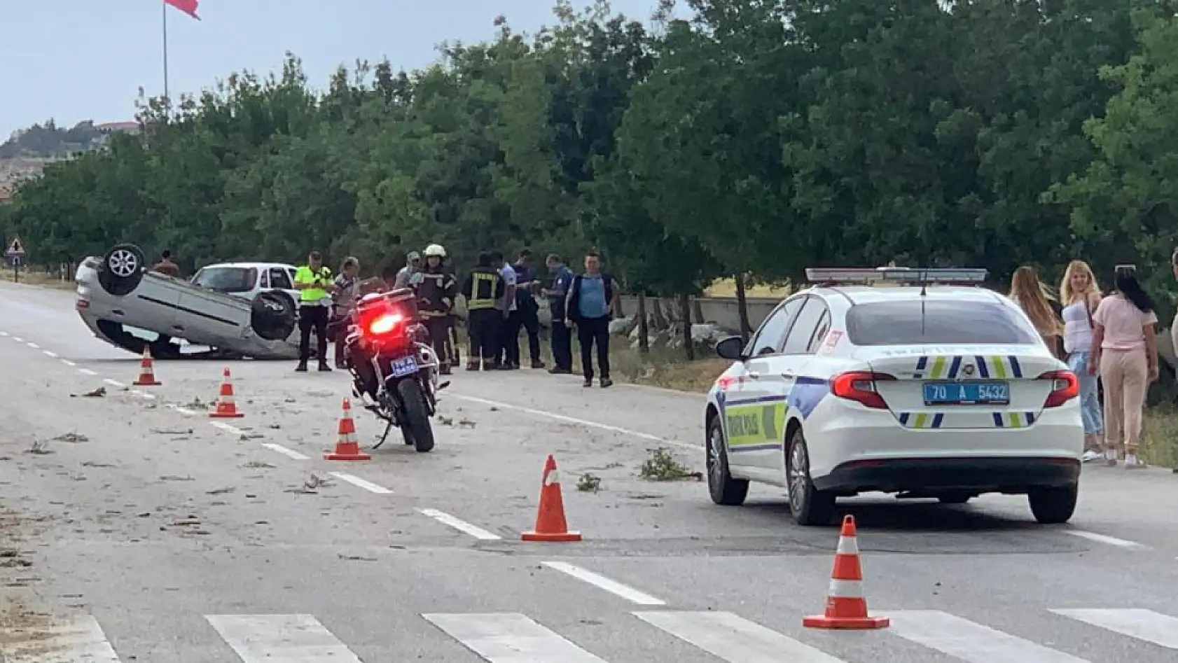 Aile yolculuğu kabusa döndü: 2'si çocuk 4 yaralı