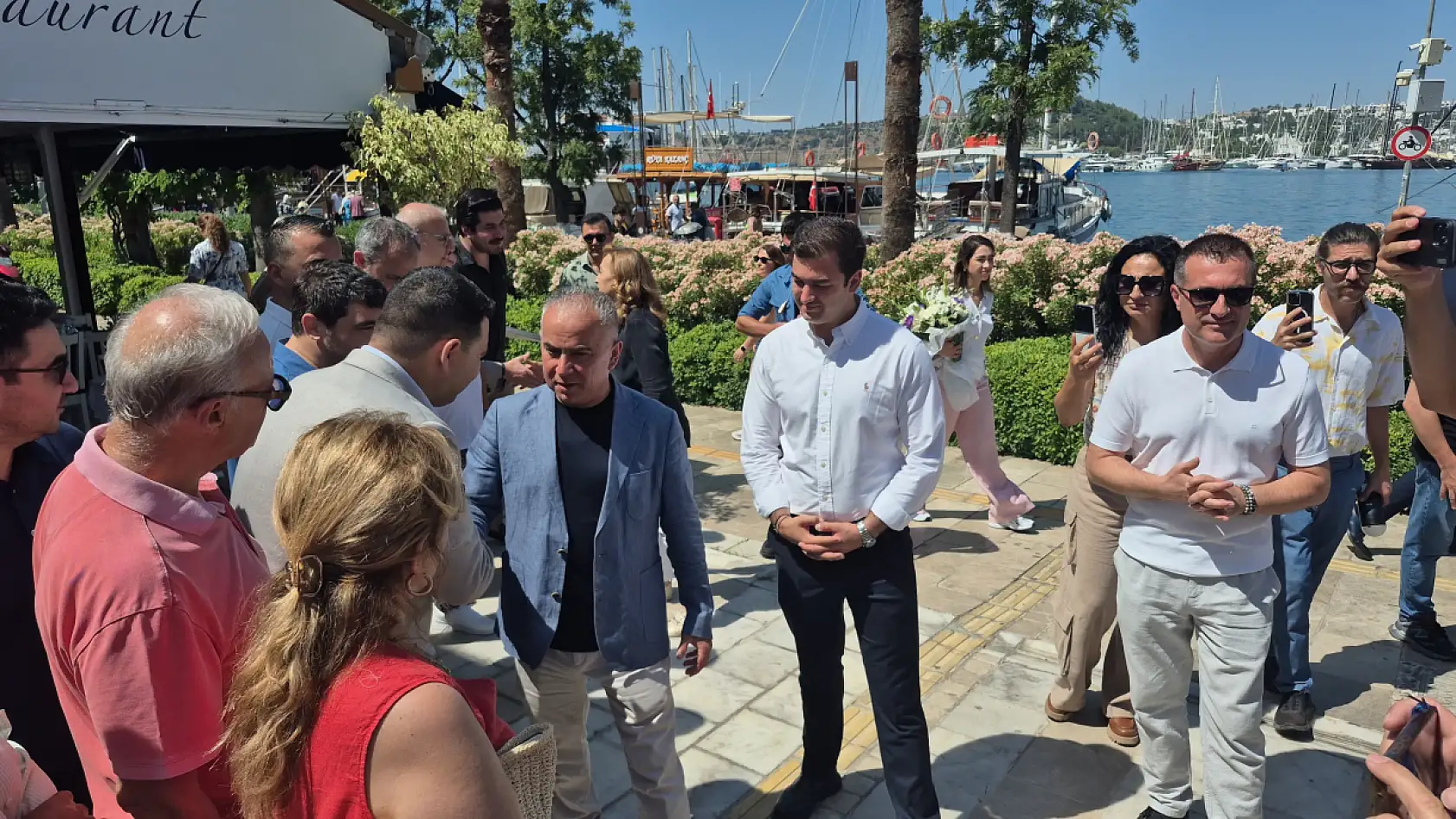 Bodrum Kaymakam Çit ve ailesine veda etti