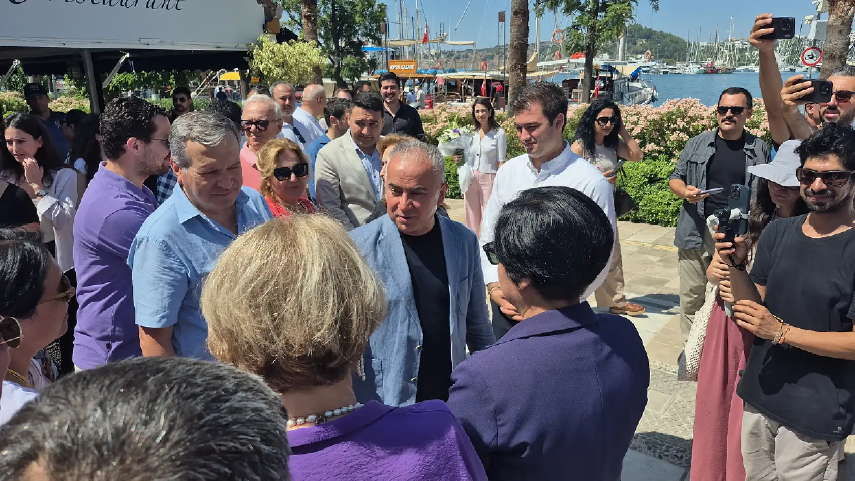 Bodrum Kaymakam Çit ve ailesine veda etti