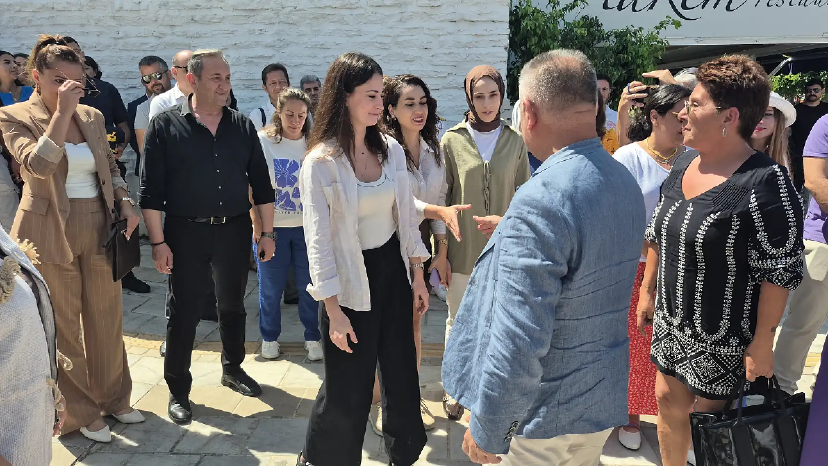 Bodrum Kaymakam Çit ve ailesine veda etti