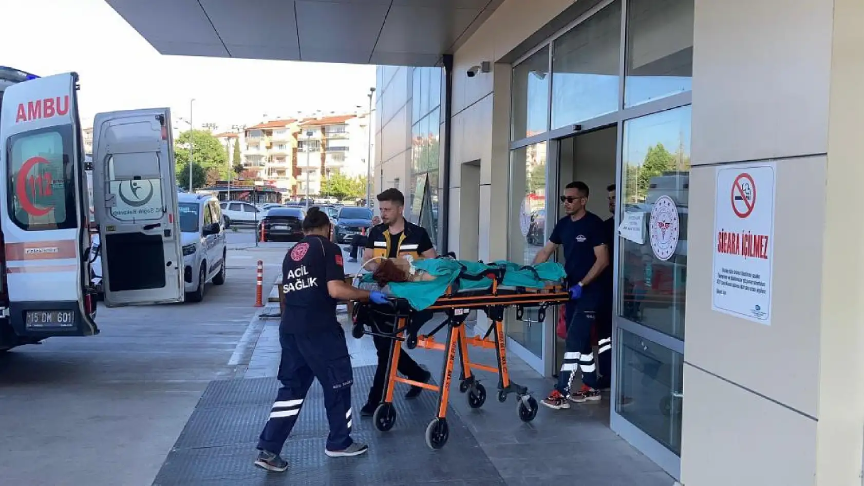 Burdur Salda Gölü'nde can pazarı: Genç kız ölümle burun buruna geldi