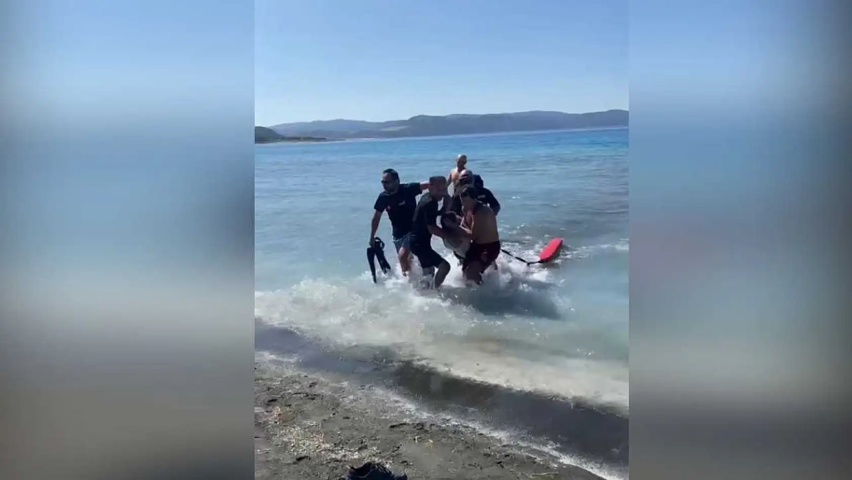 Burdur Salda Gölü'nde can pazarı: Genç kız ölümle burun buruna geldi