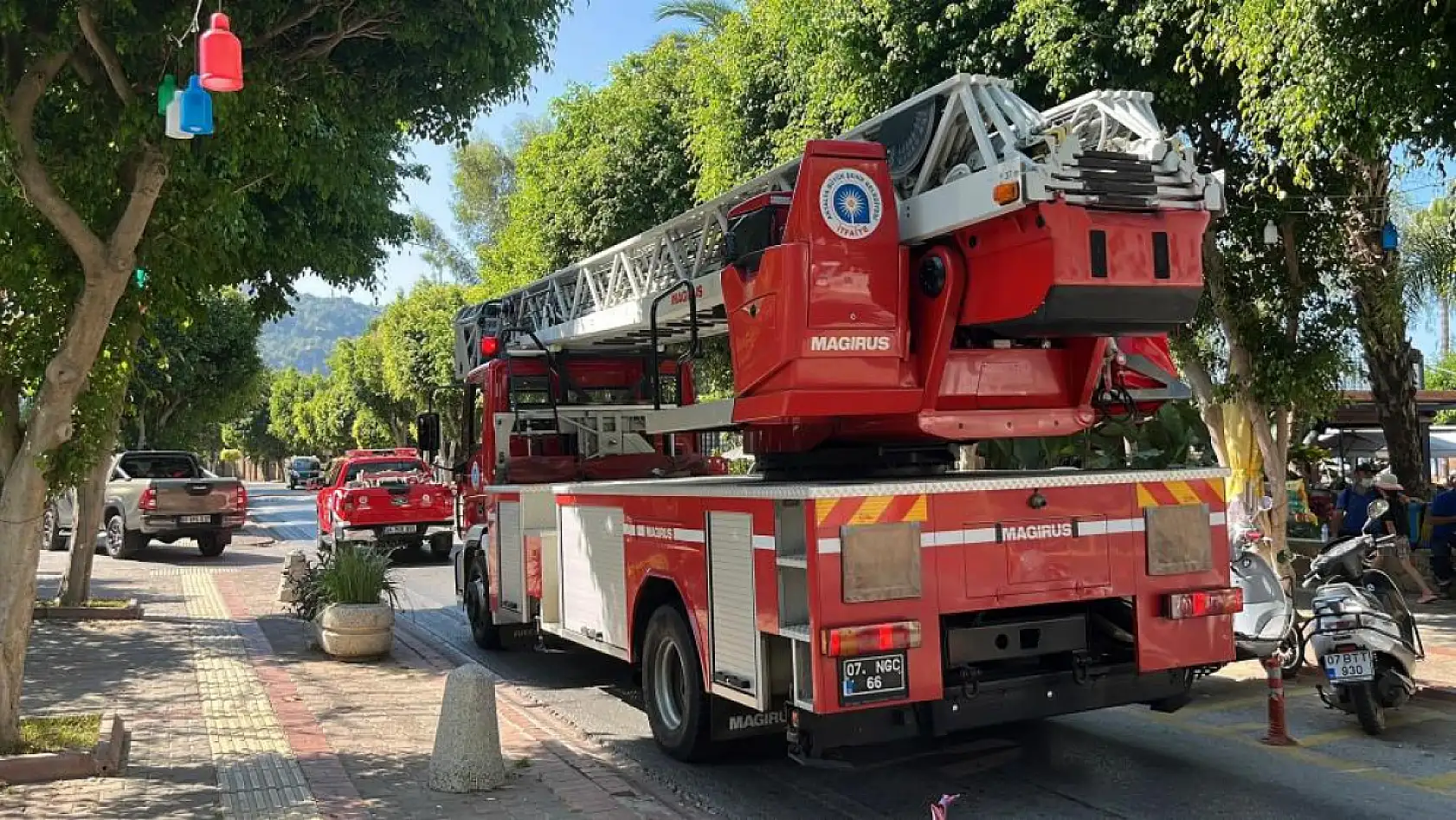 Otelin kazan dairesindeki yangın korkuttu