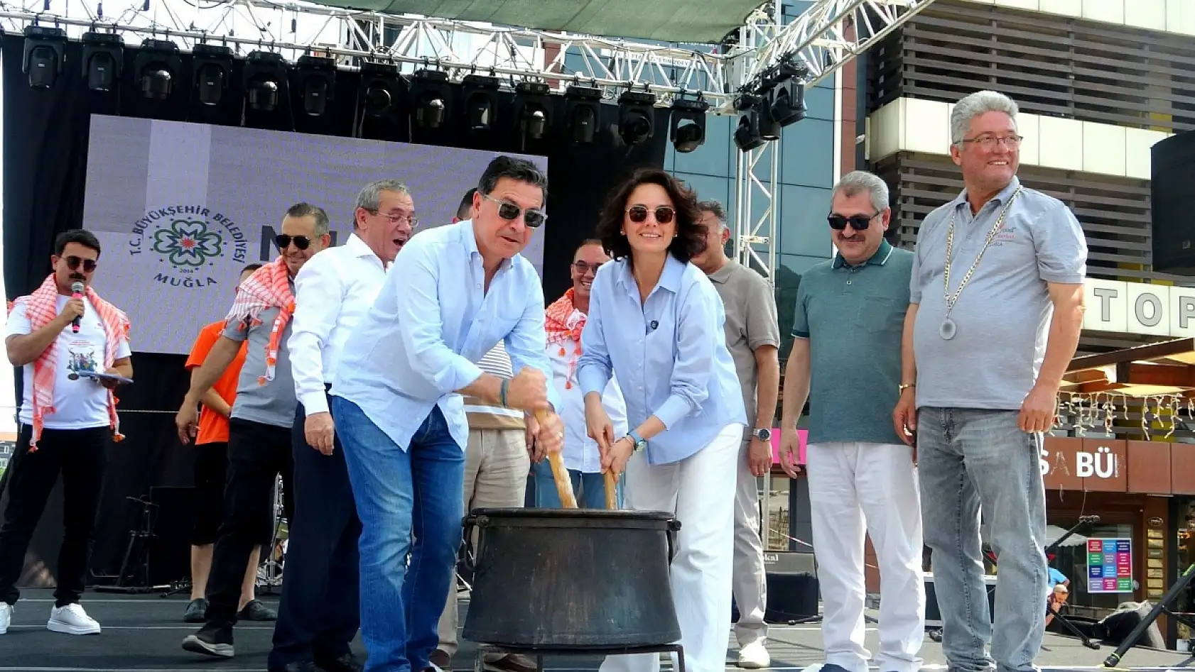 Yörük düğünlerinden Rodos mutfağına, Muğla'nın kalbi Arasta'da kültürel bir sofra kuruldu