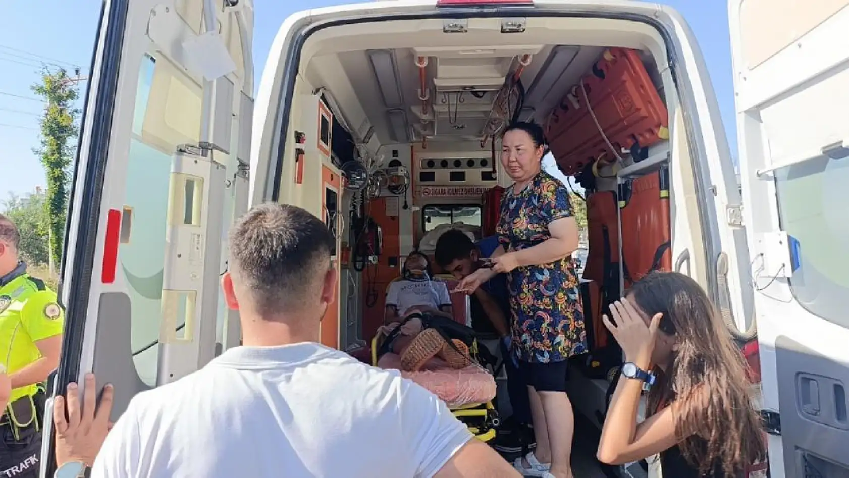 Feci kaza: İki otomobil çarpıştı: 7 yaralı