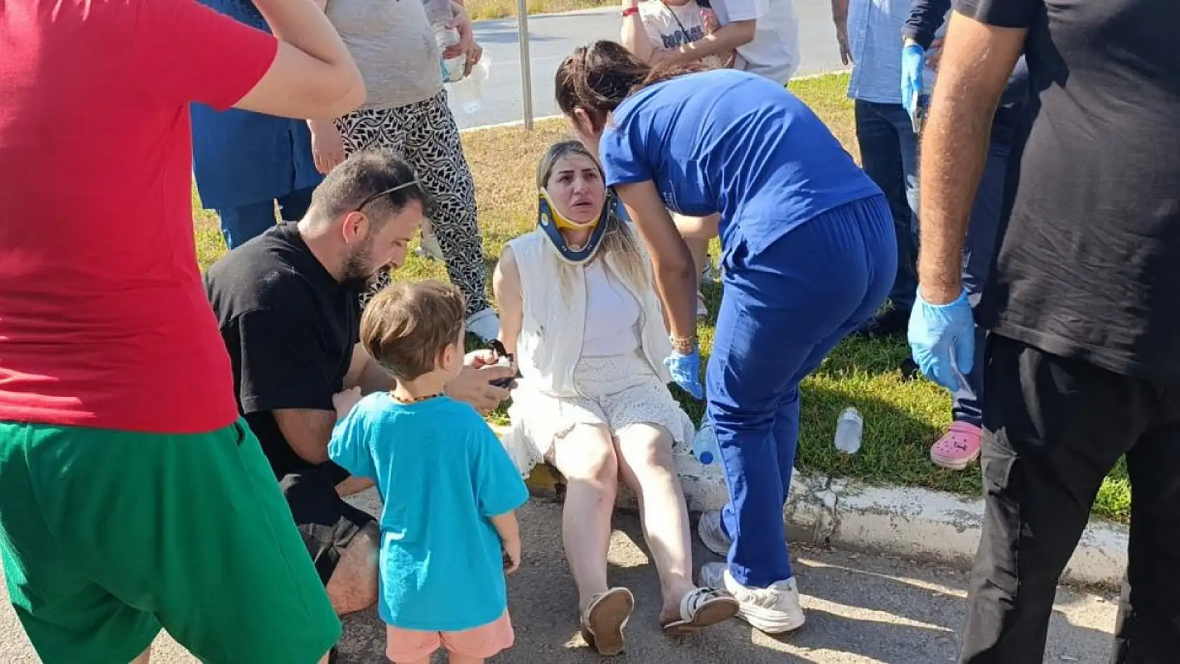 Feci kaza: İki otomobil çarpıştı: 7 yaralı