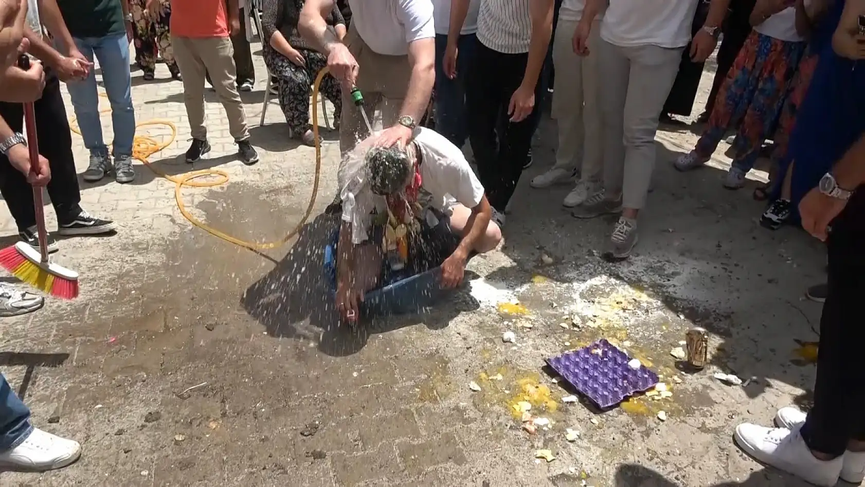 Damada işkence gibi düğün...Başına gelmeyen kalmadı