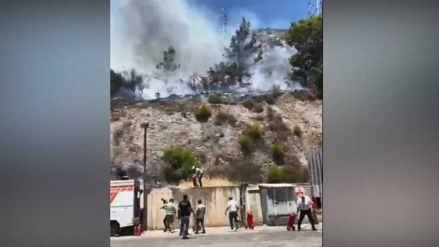 Bodrum'daki yangında alışveriş merkezi tahliye edildi