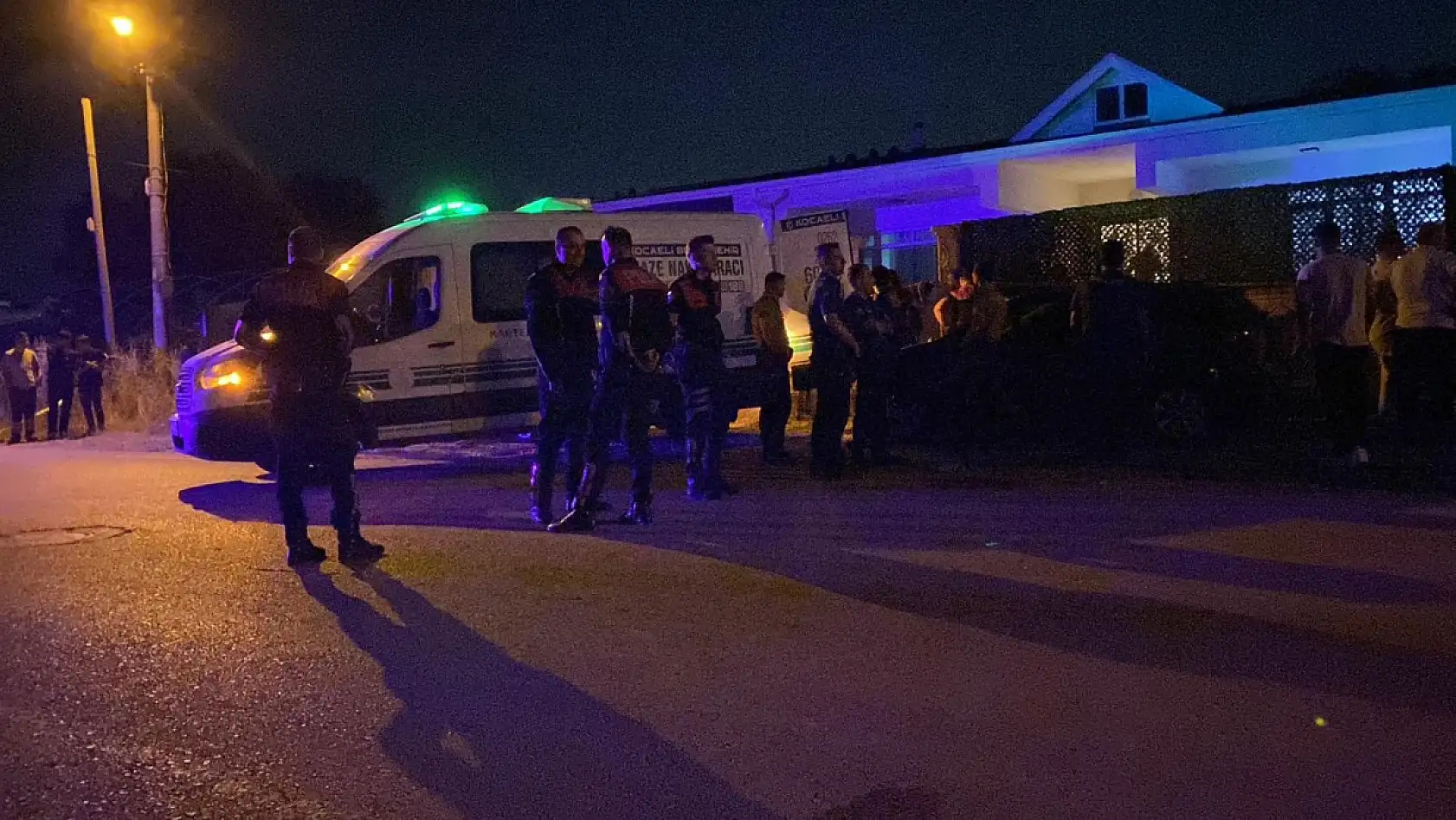 Amca dehşeti: 2 ölü, 1 yaralı