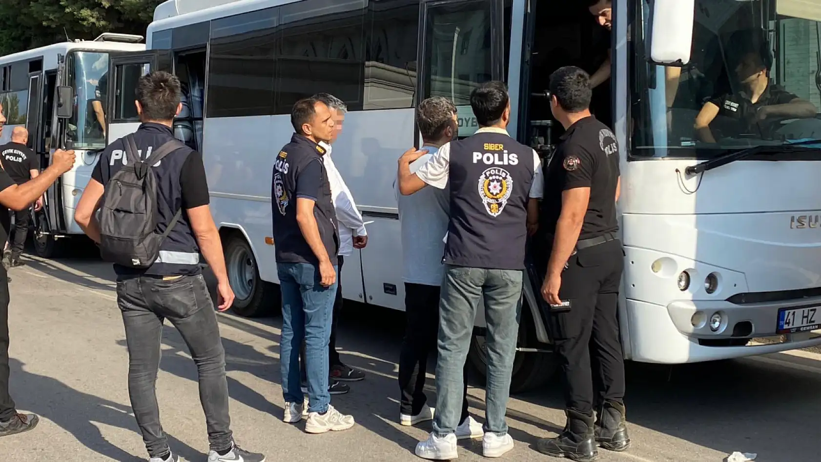 Sahte kiralık araç ilanlarıyla vurgun