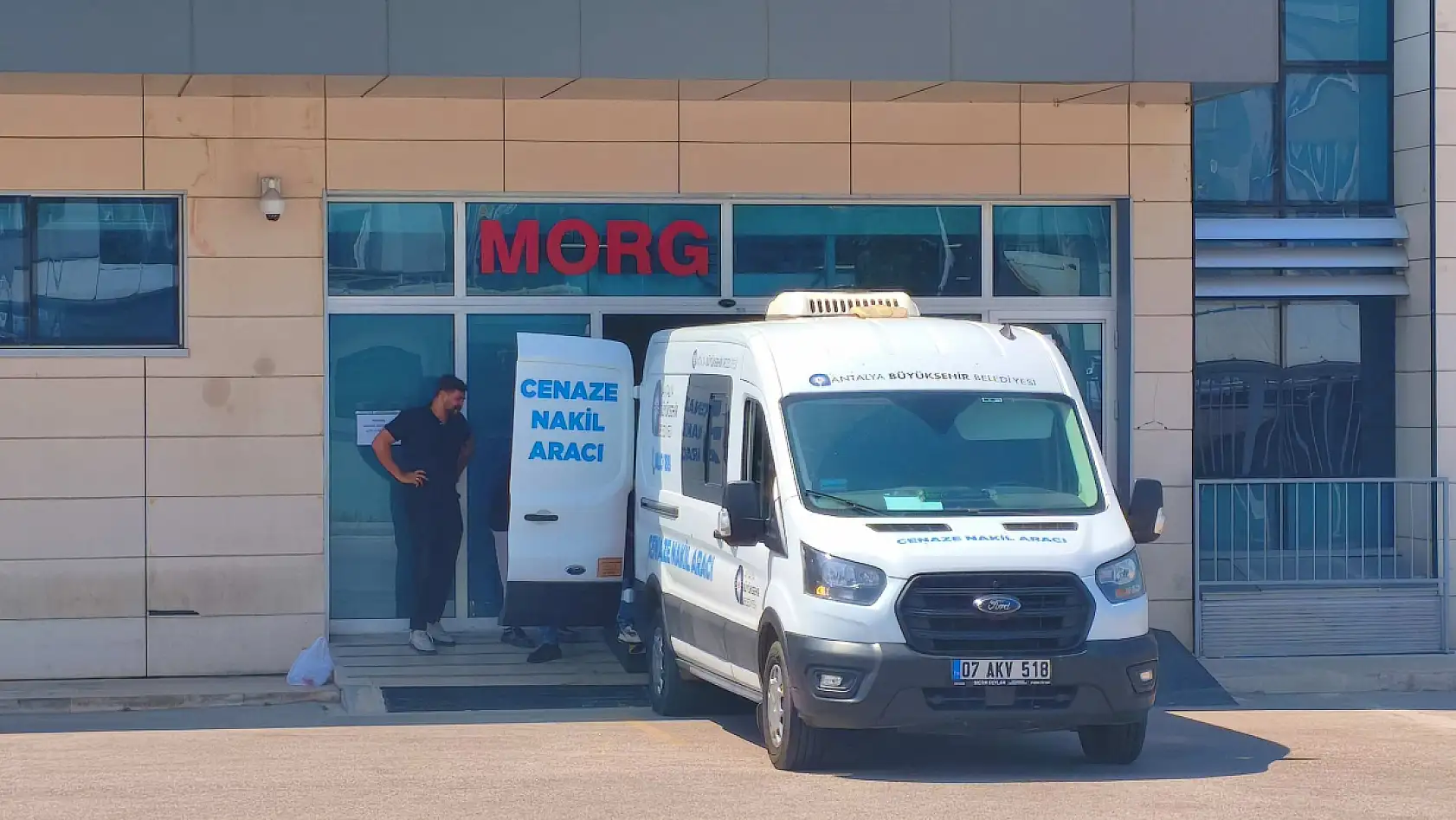 Bir ay önce nişanlanan genç, kaynak yaparken kalp krizi geçirdi