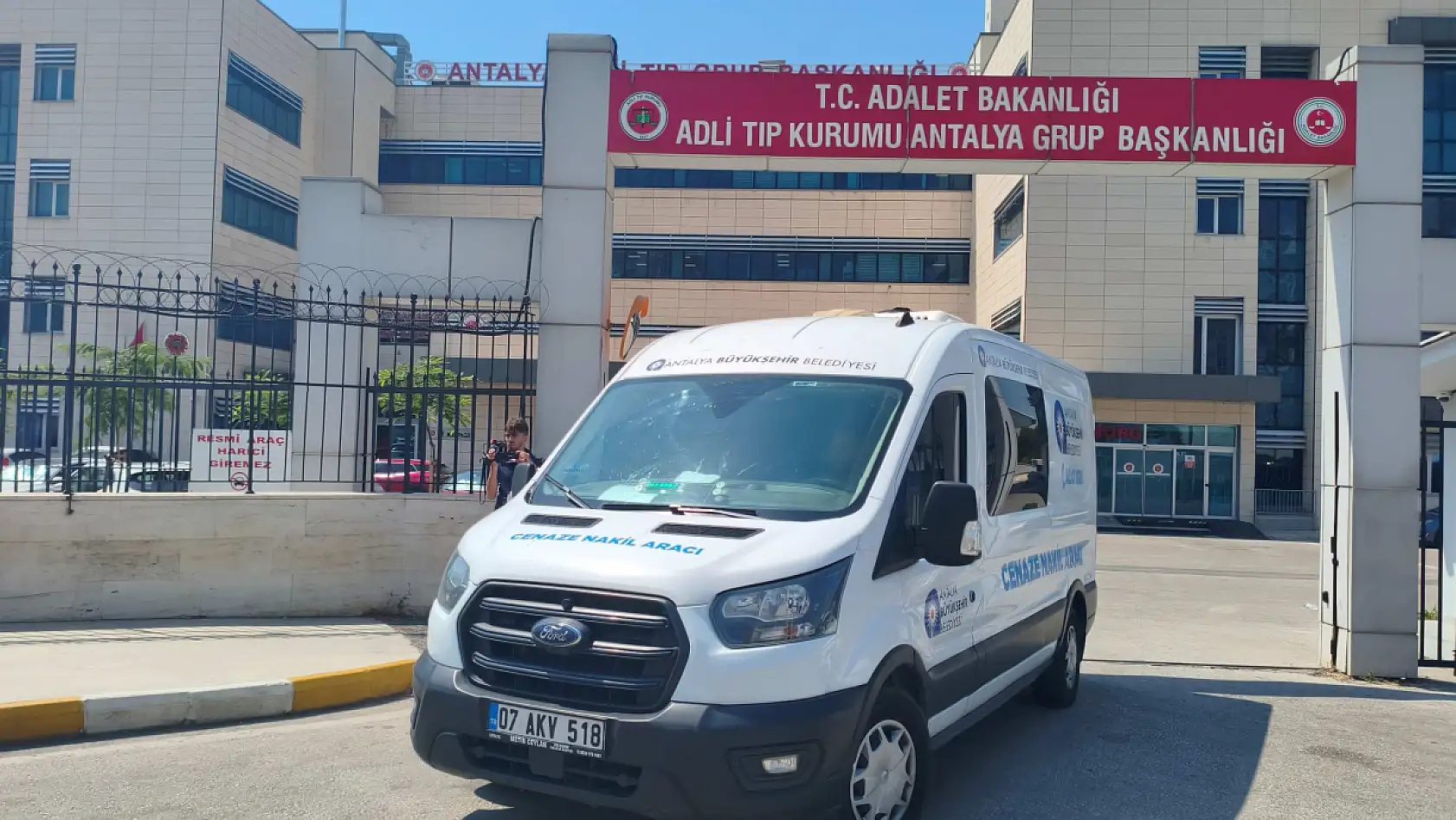 Bir ay önce nişanlanan genç, kaynak yaparken kalp krizi geçirdi