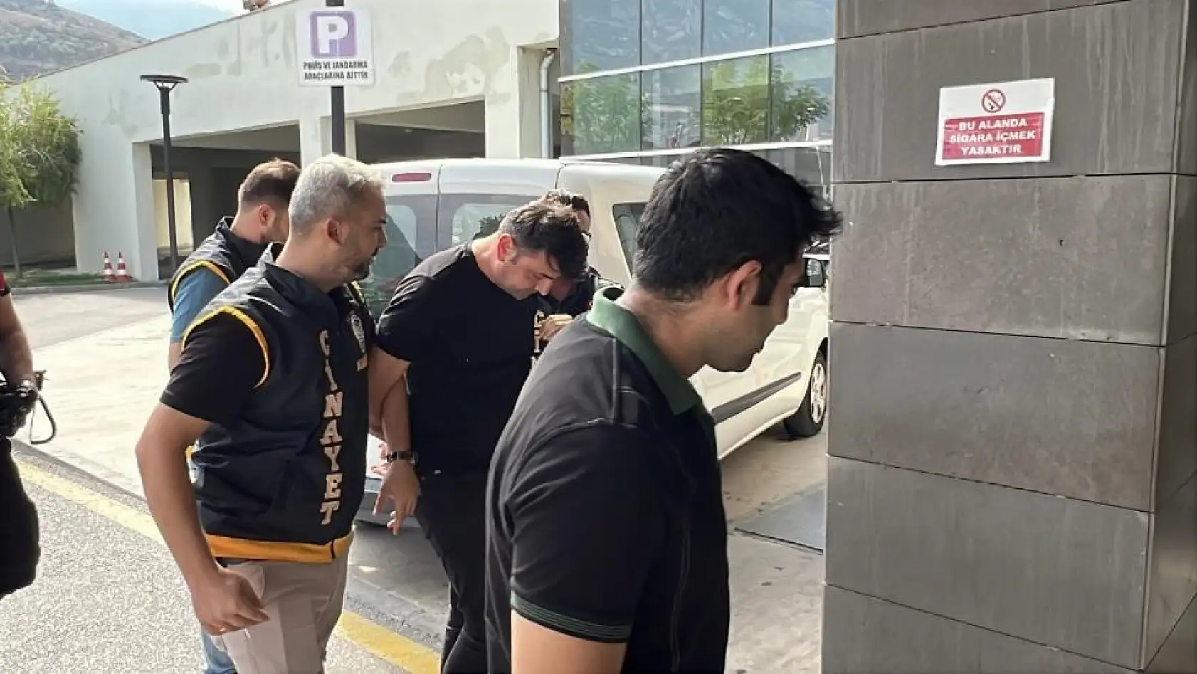 Eş katiline 'İyi Hal'le ödül gibi ceza