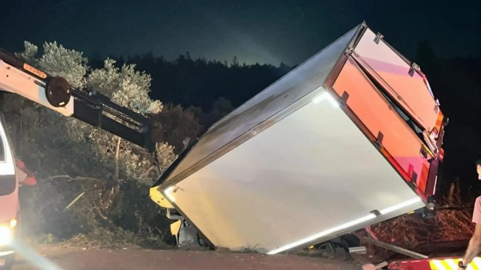 Milas'ta feci trafik kazası: 1 ölü, 1 ağır yaralı