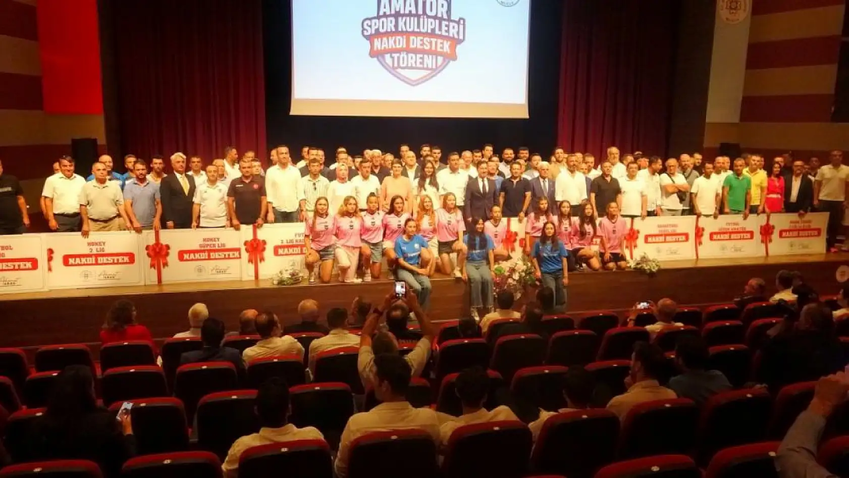 Başkan Aras'tan spor ve gençlik vurgusu