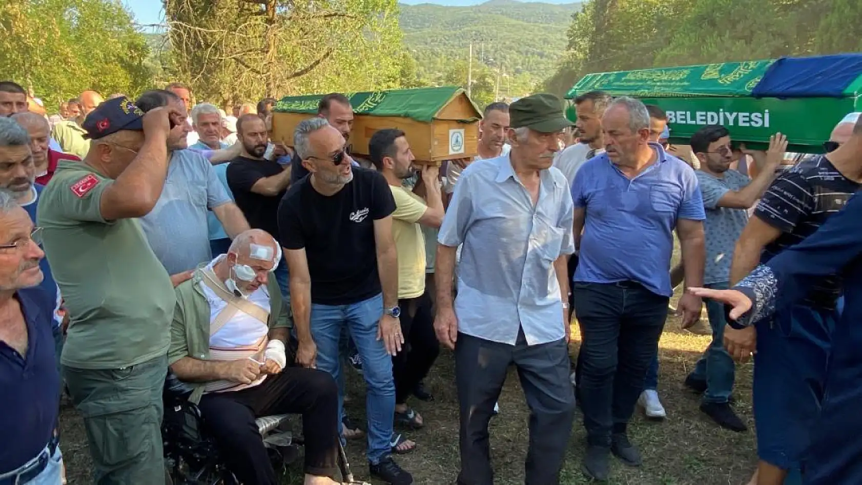 Feci kazada eşi ve 2 kızını kaybeden baba adalet arıyor