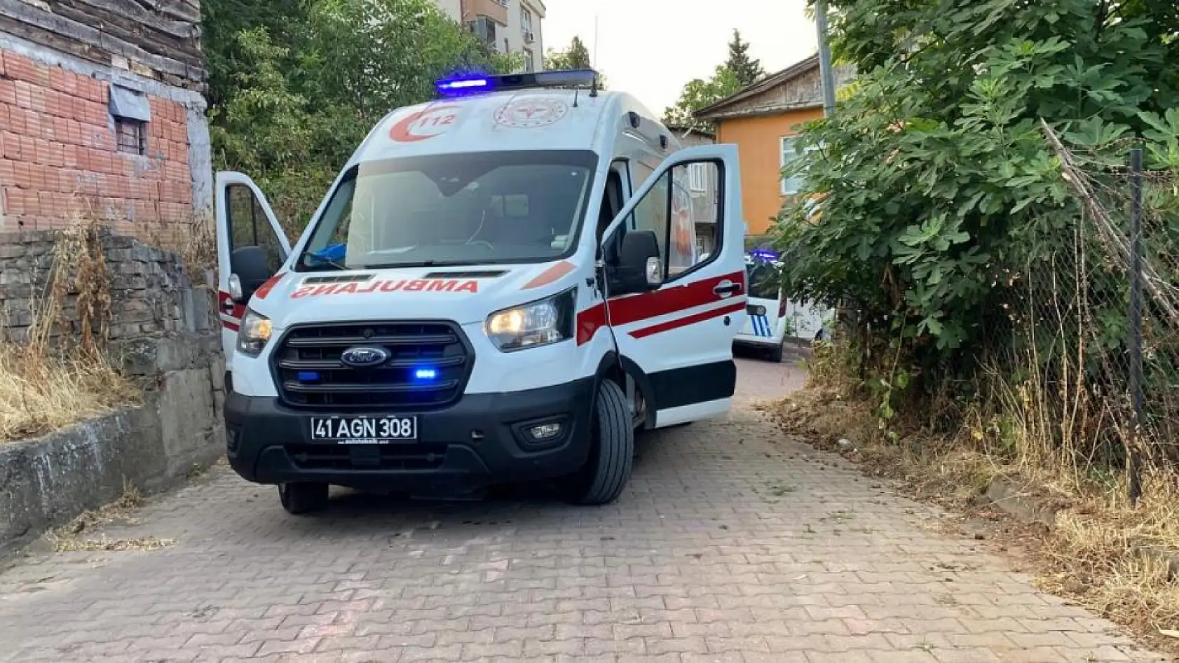 Genç adam, karısı tarafından tüfekle vurularak öldürüldü