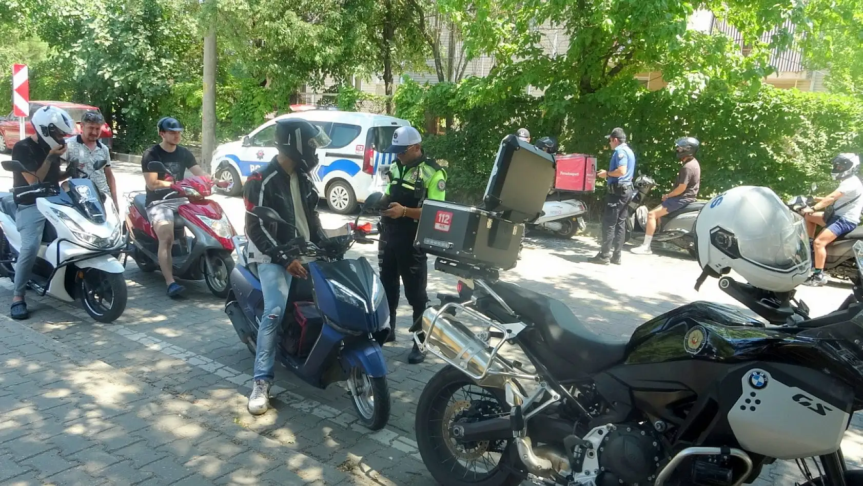 Muğla'da motosiklet denetimleri arttı ekipler kask kullanımına dikkat çekti