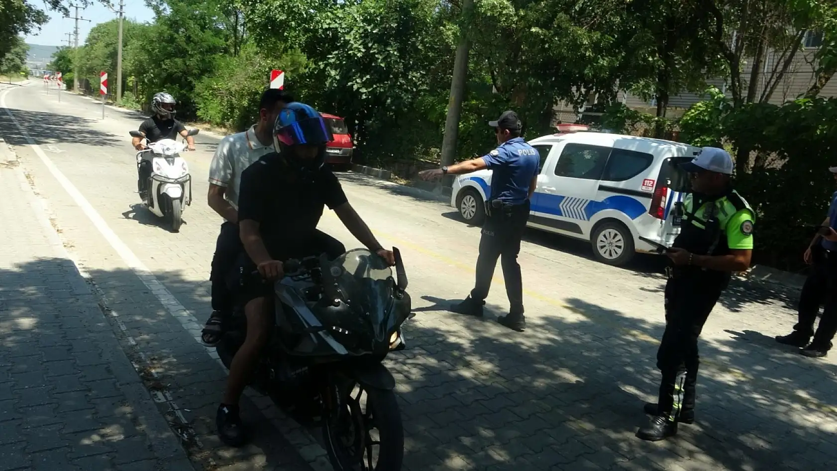 Muğla'da motosiklet denetimleri arttı ekipler kask kullanımına dikkat çekti