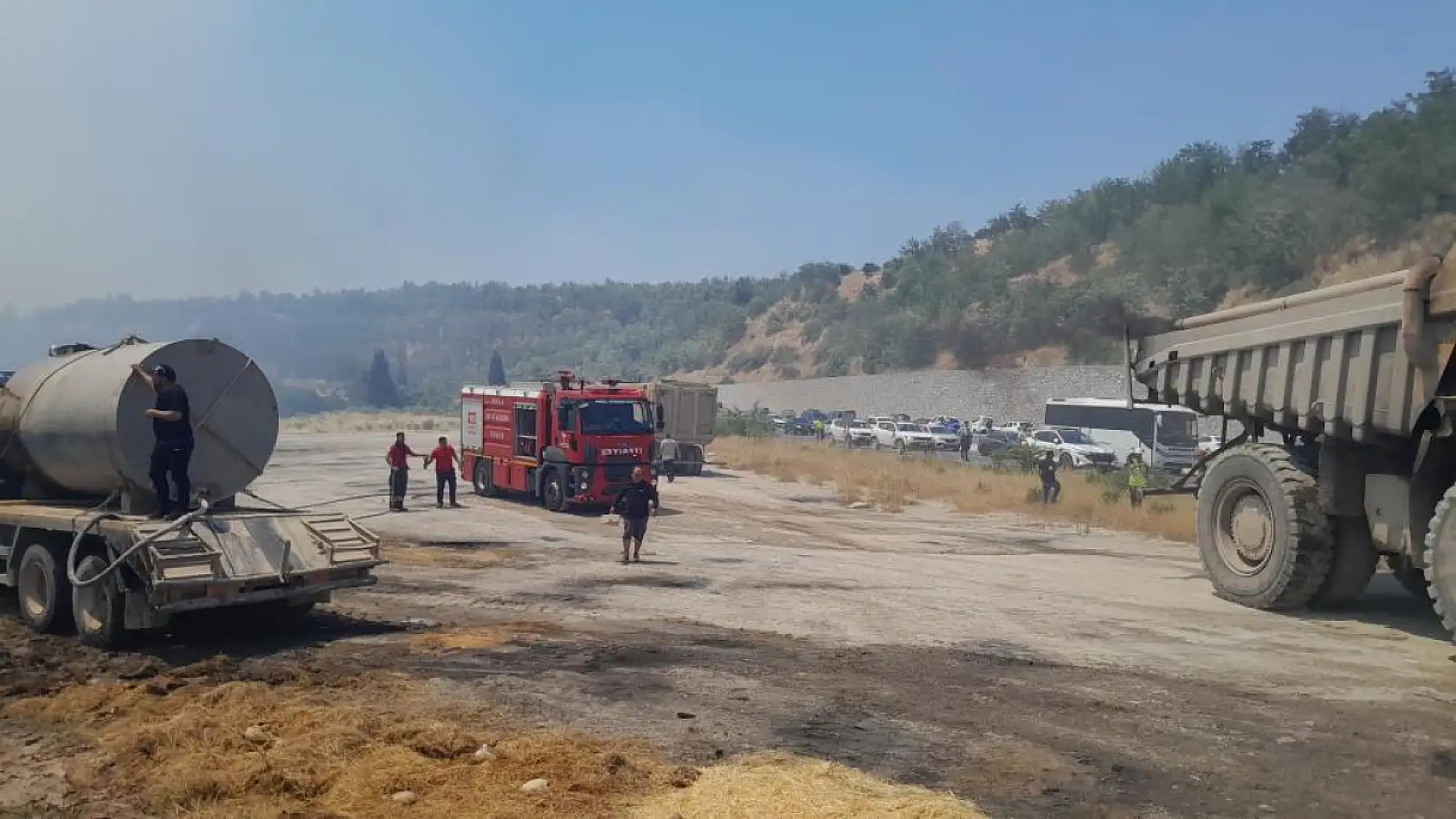 Muğla'daki yangın Stratonikia Antik kentindeki zirai alanda etkili oluyor