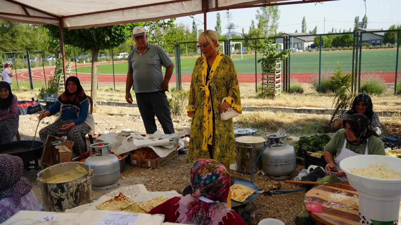 Safiye Soyman Gözyaşlarını Tutamadı! Oğlu İçin Anlamlı Hayrat