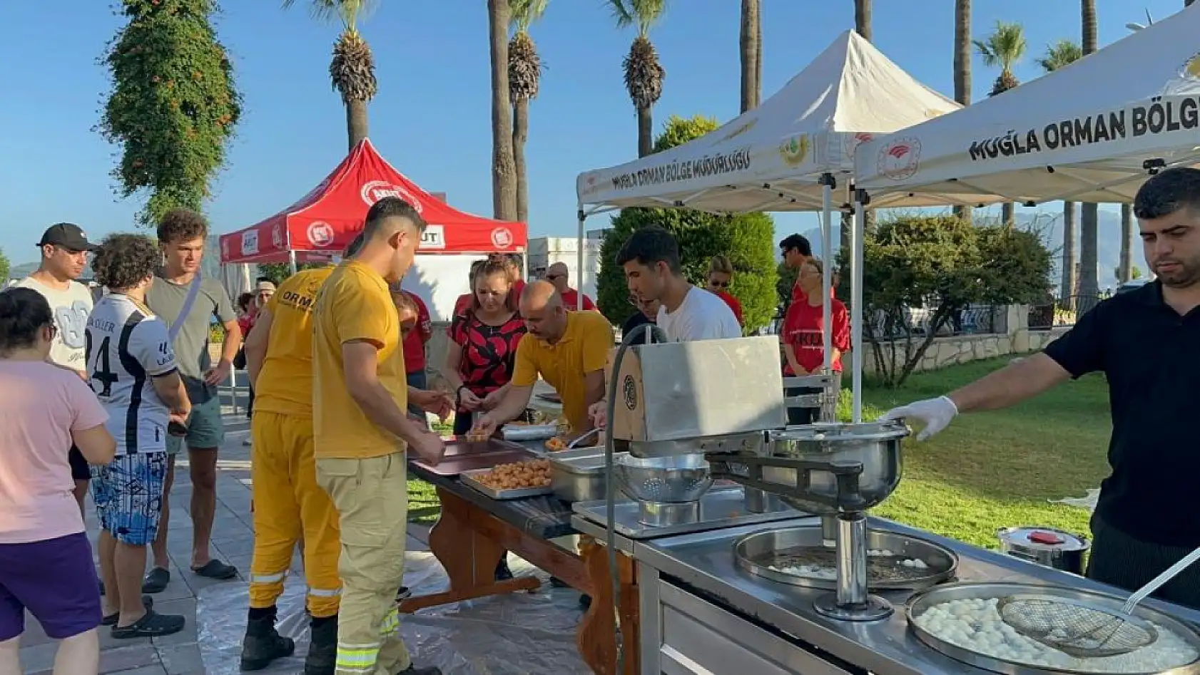 Marmaris, orman şehitlerini dualar ile andı