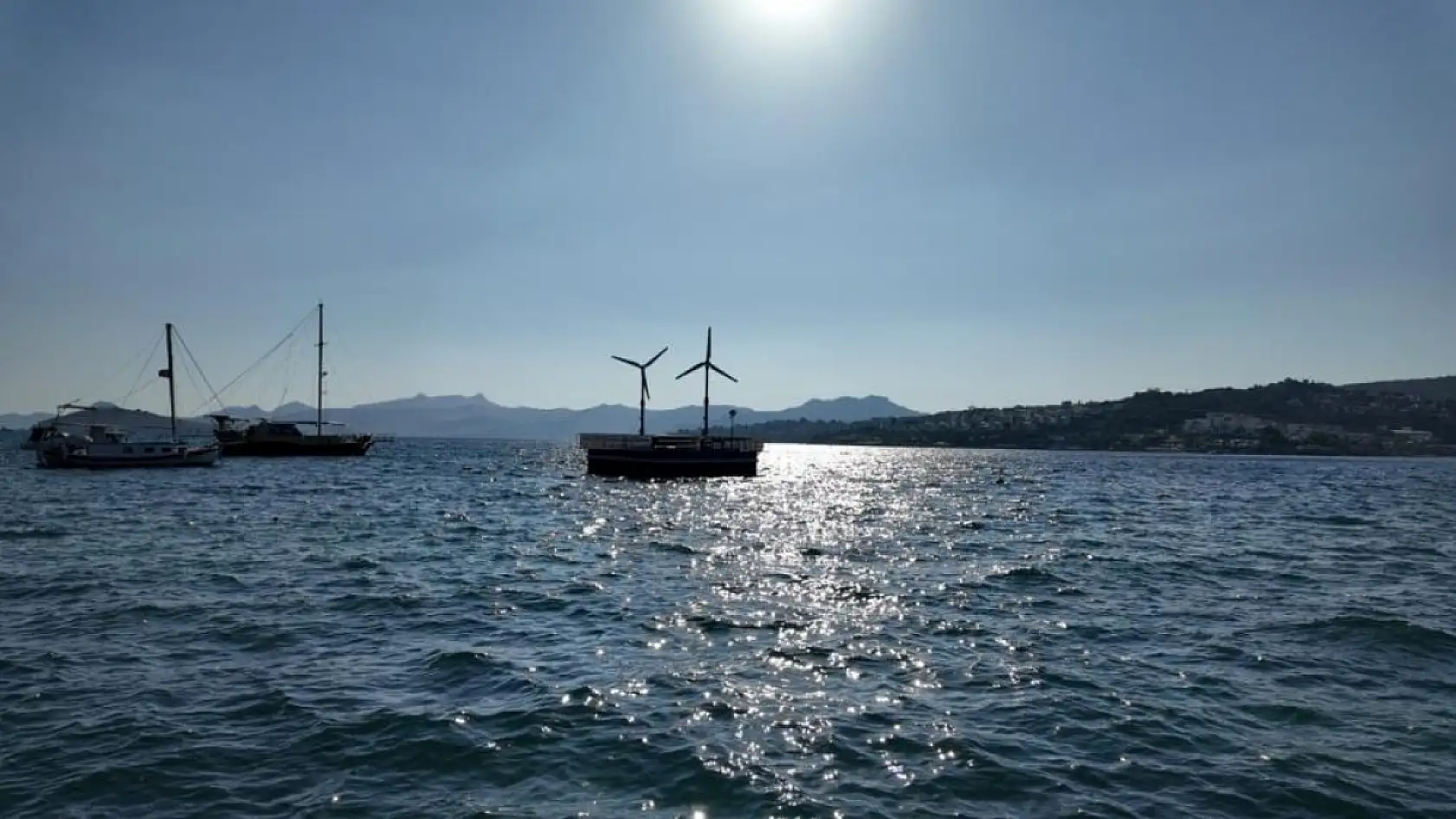 Bodrum'da 'Yüzer Deniz Suyu Arıtma Platformu' tanıtıldı