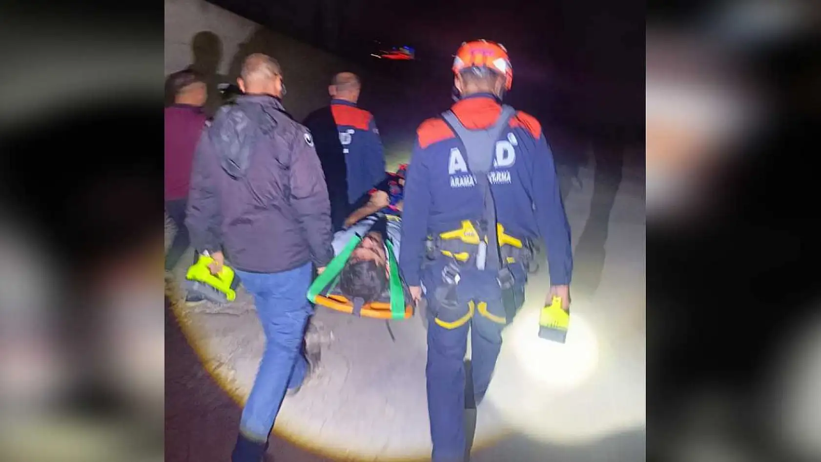 Alkol Alırken Dengesini Kaybetti, 4 Metre Yükseklikten Düştü!