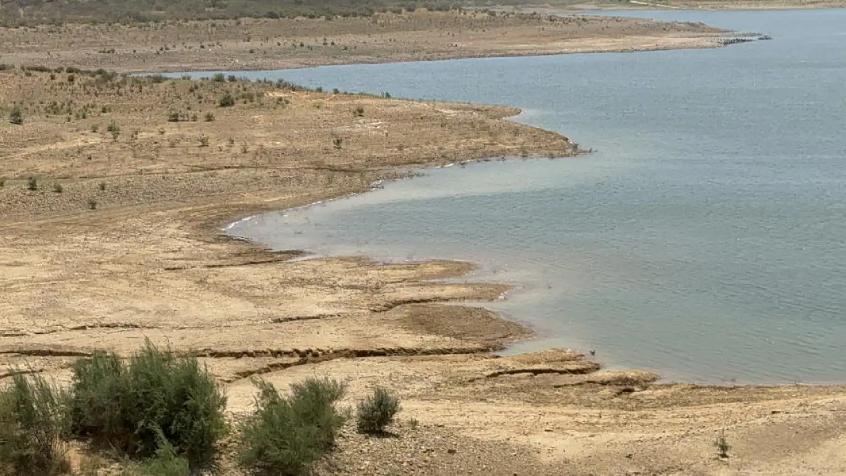 Bodrum'da su alarmı: 'Barajlar kritik seviyeye geriledi'