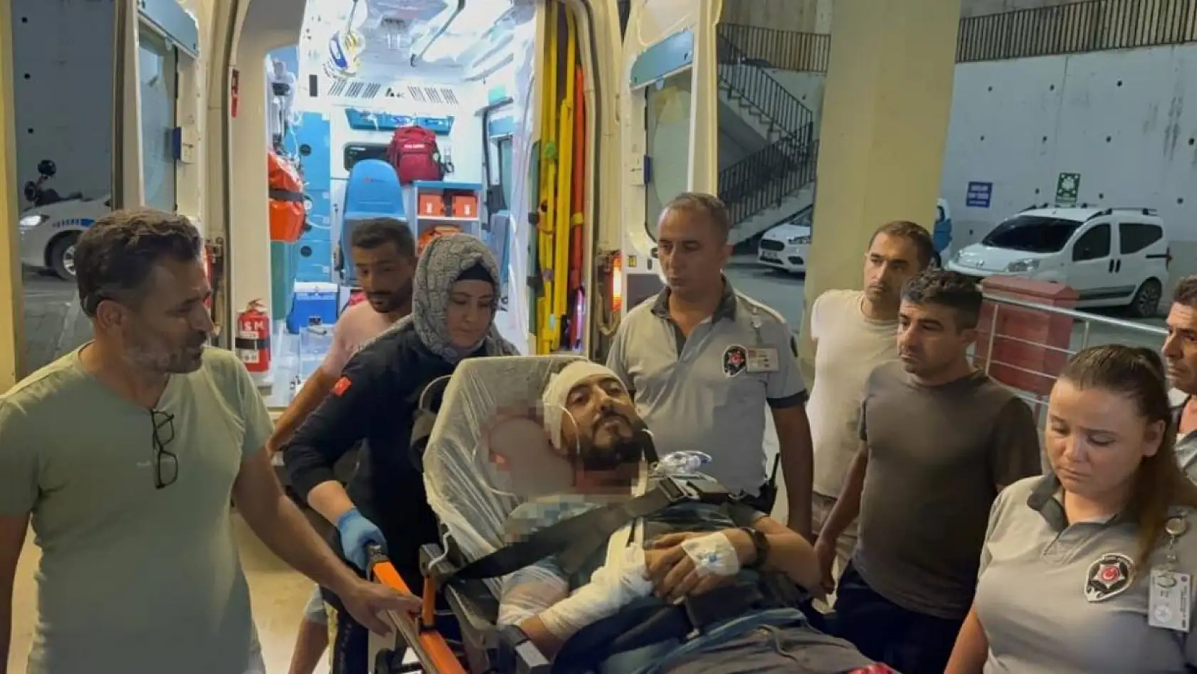 Orman Yolu Çalışmasında Dinamit Faciası: Kaya Parçası İşçiye İsabet Etti